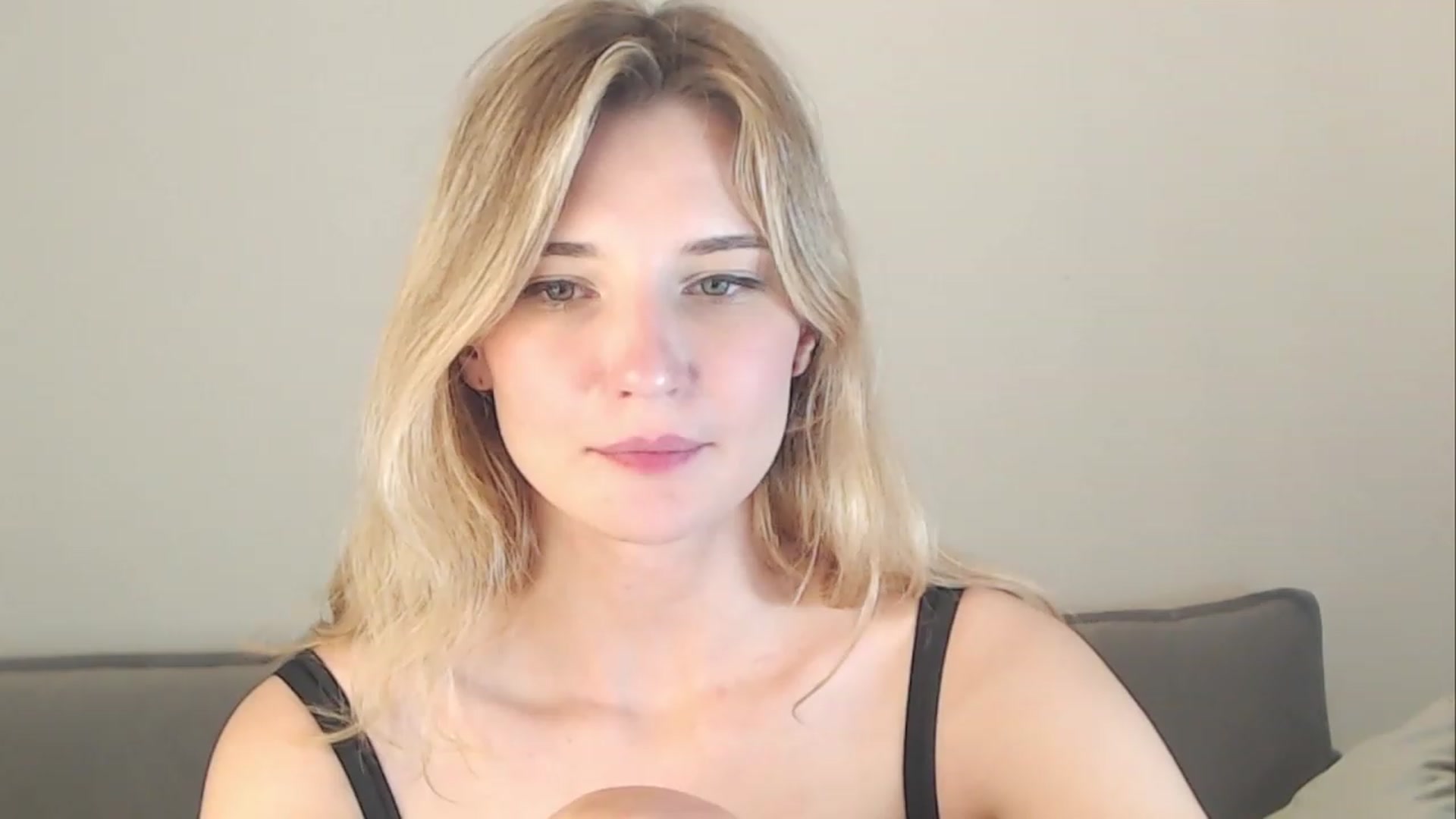 Gallery image thumbnail from Divine_Rapier's myfreecams stream on, 09/17/2023, 20:30 image 2 of 20