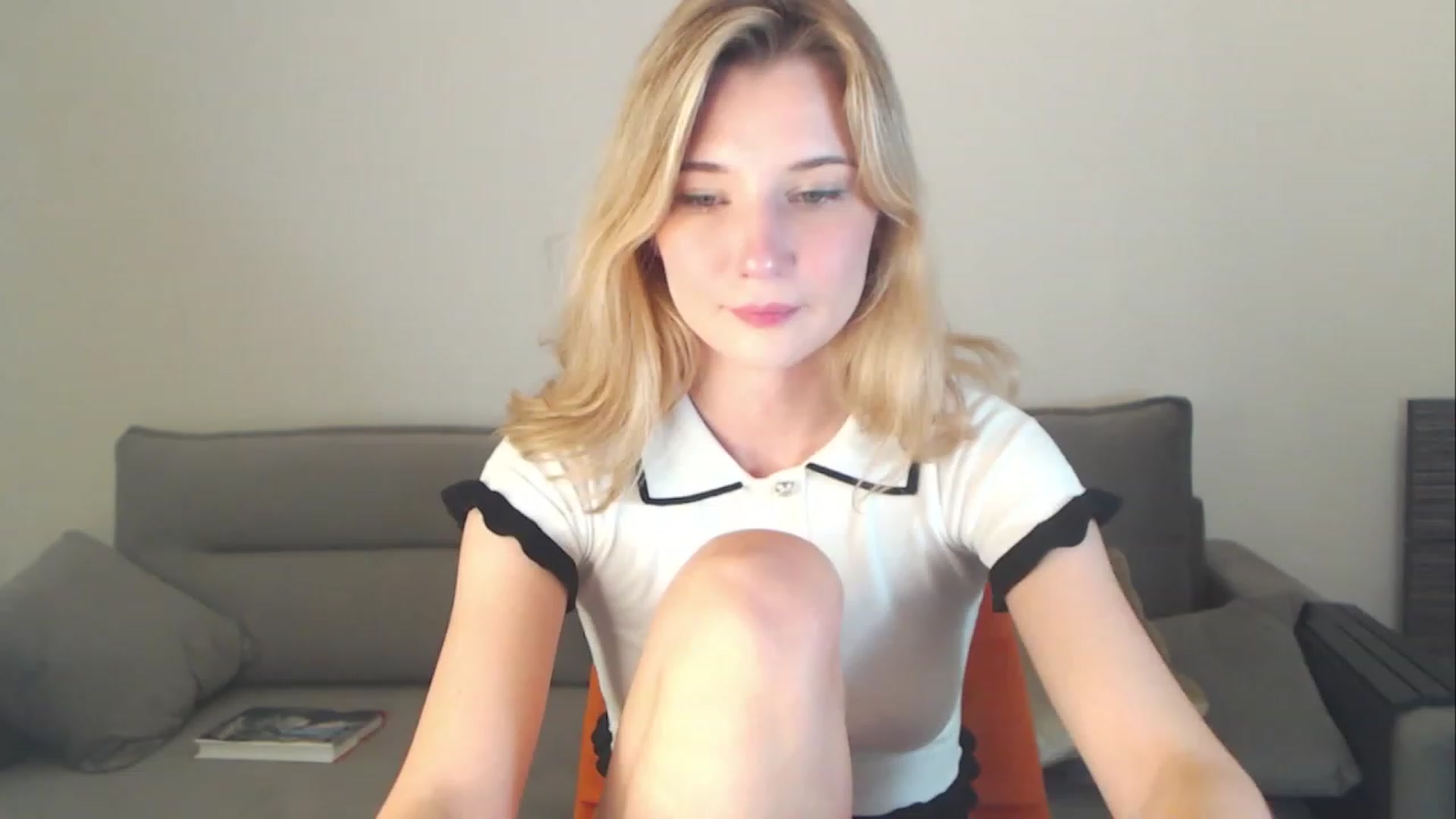 Gallery image thumbnail from Divine_Rapier's myfreecams stream on, 09/18/2023, 20:17 image 10 of 20