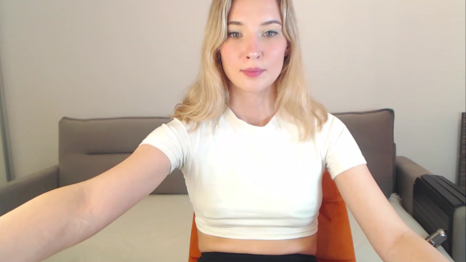 Gallery image thumbnail from Divine_Rapier's myfreecams stream on, 09/22/2023, 13:27 image 18 of 20