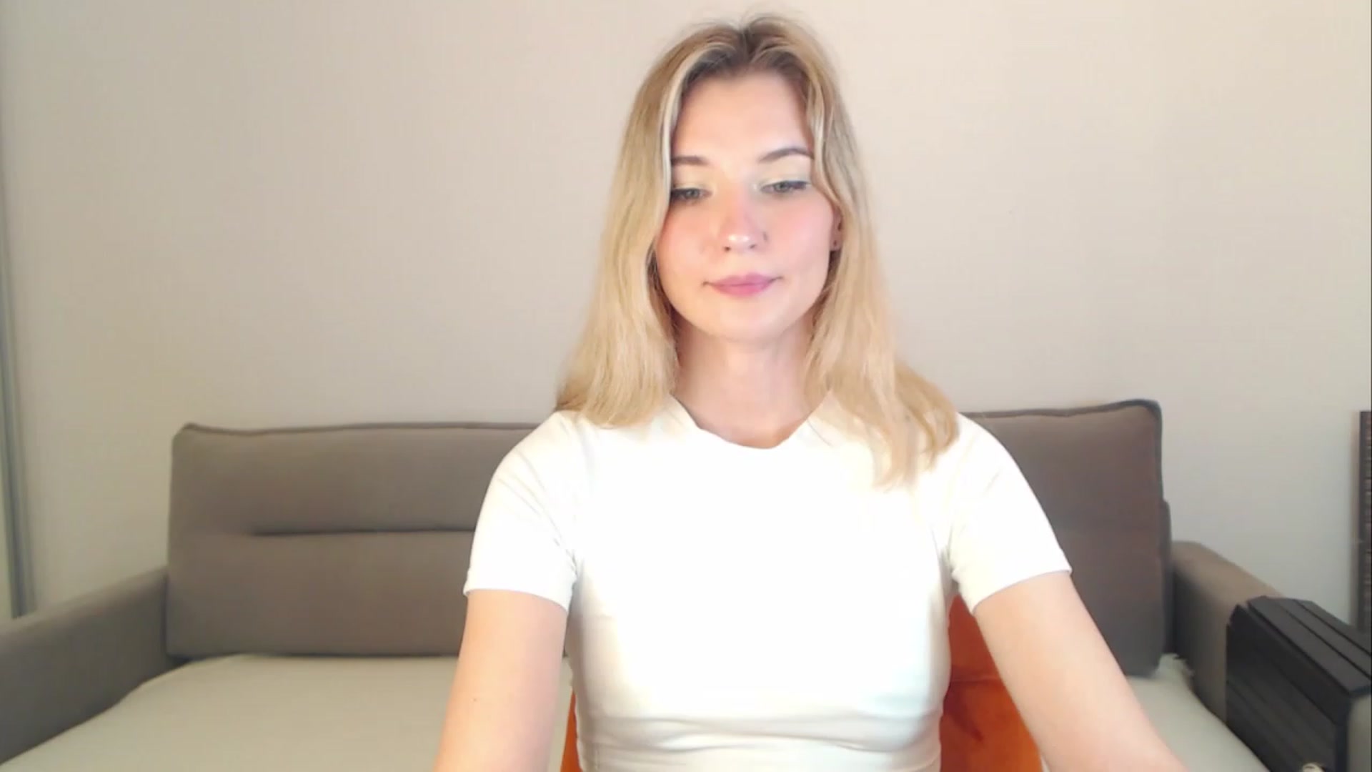 Gallery image thumbnail from Divine_Rapier's myfreecams stream on, 09/22/2023, 13:27 image 16 of 20