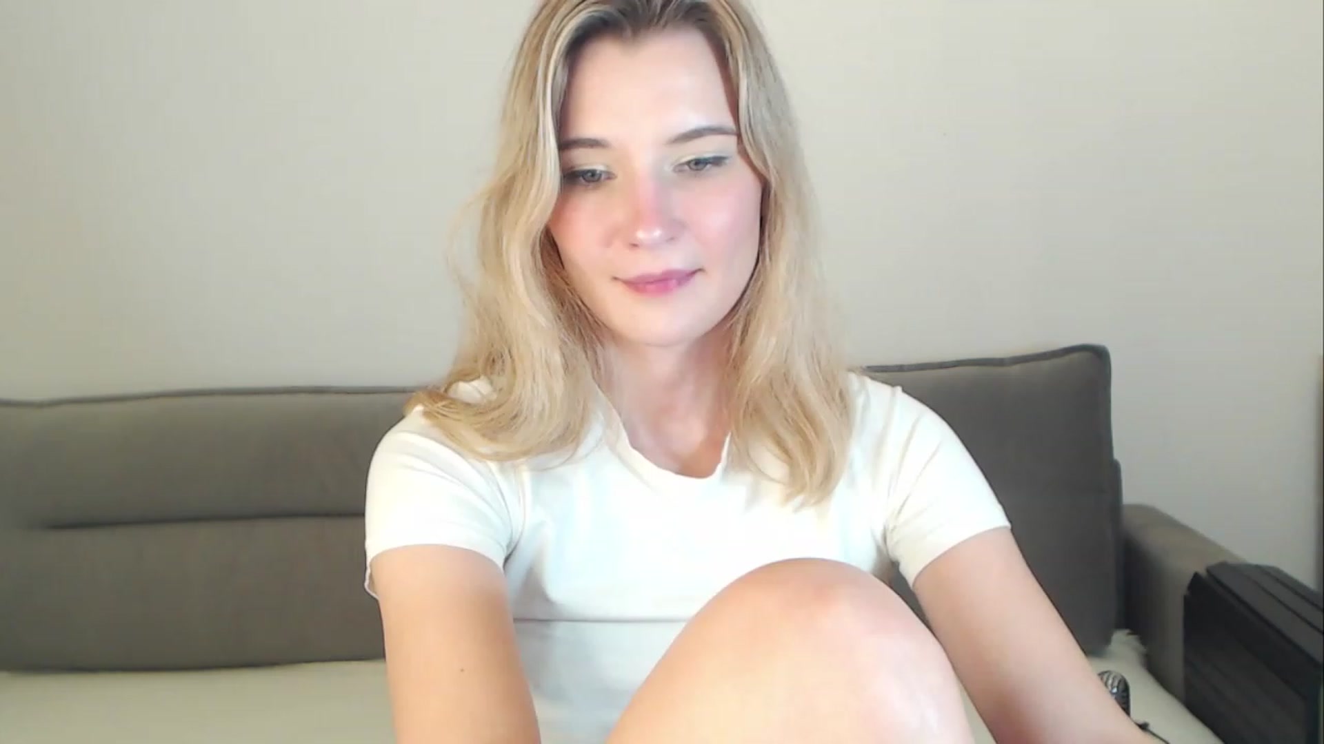 Gallery image thumbnail from Divine_Rapier's myfreecams stream on, 09/22/2023, 18:13 image 19 of 20