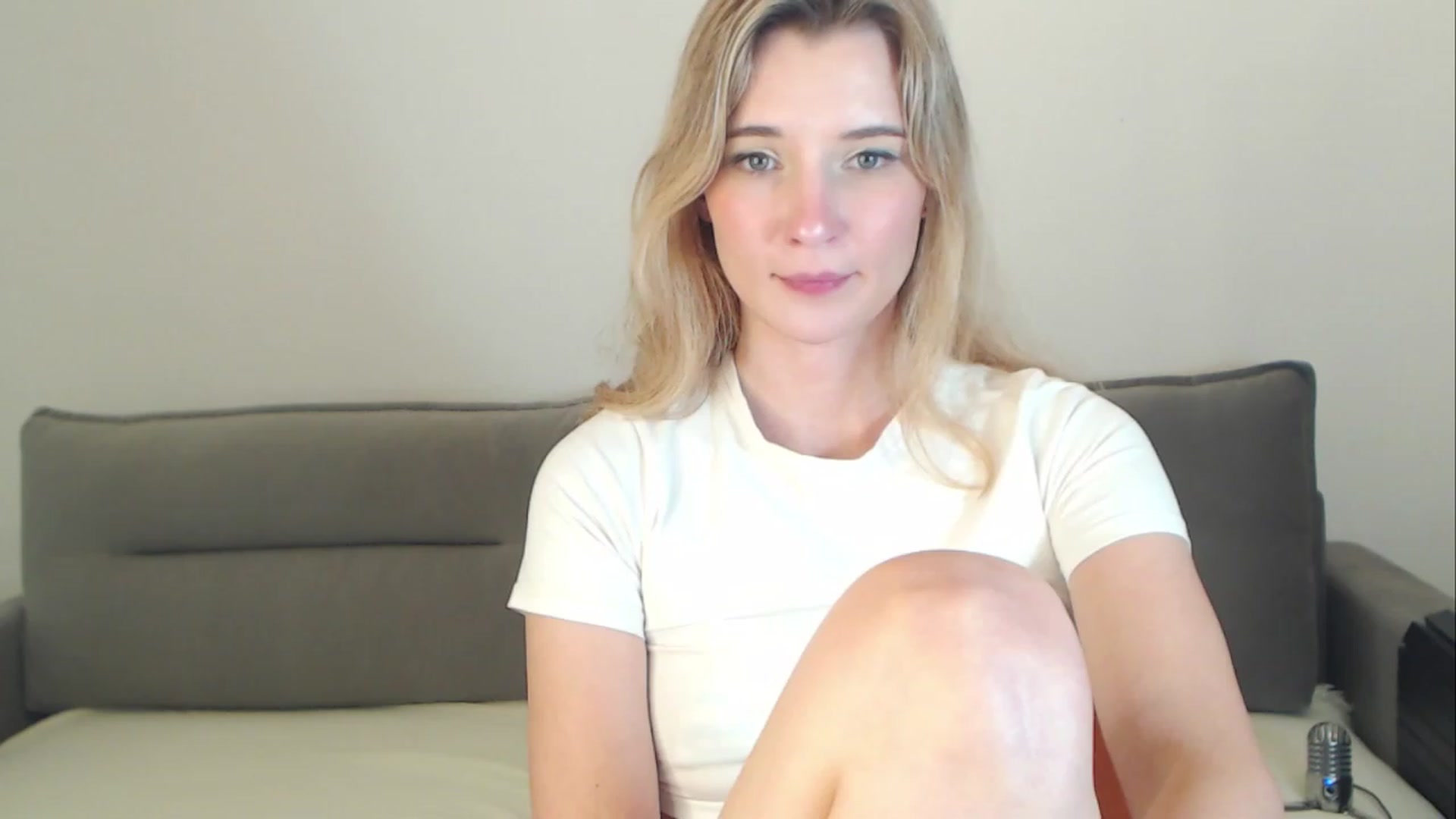 Gallery image thumbnail from Divine_Rapier's myfreecams stream on, 09/22/2023, 19:10 image 8 of 20
