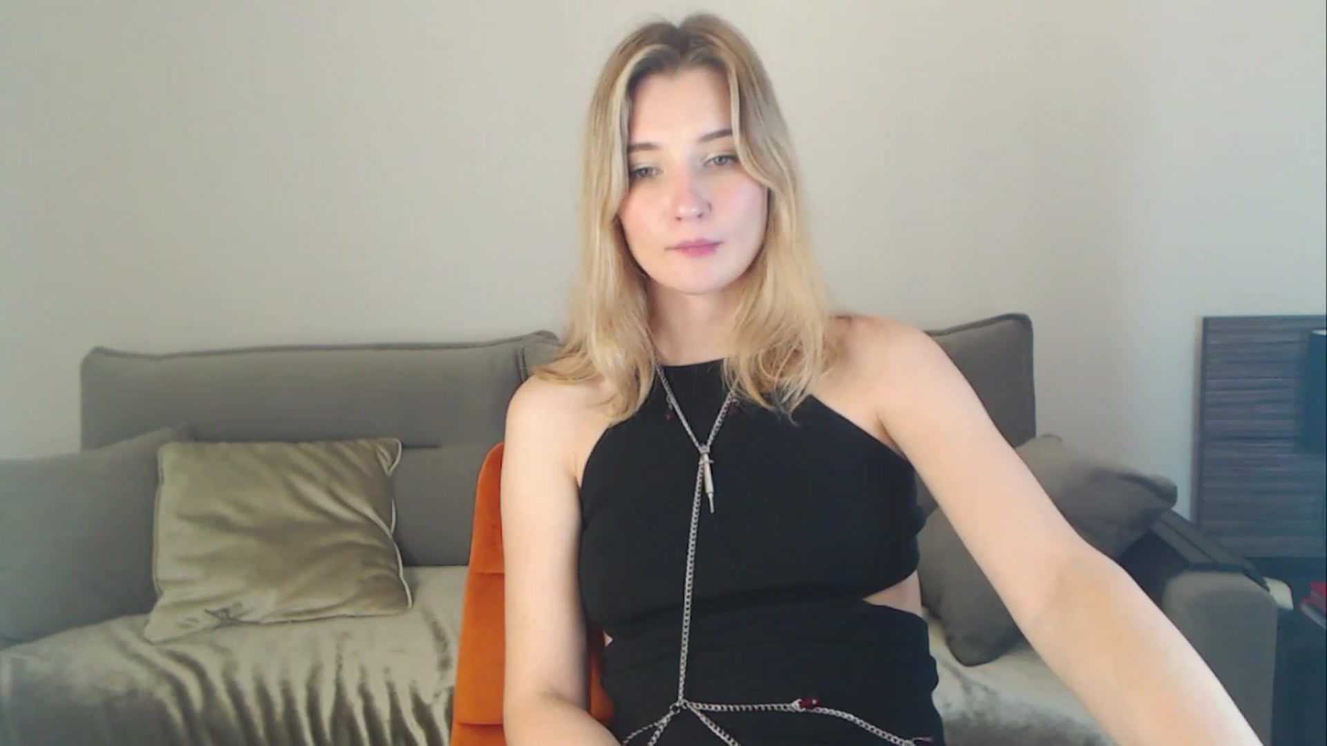 Gallery image thumbnail from Divine_Rapier's myfreecams stream on, 09/29/2023, 13:41 image 17 of 20