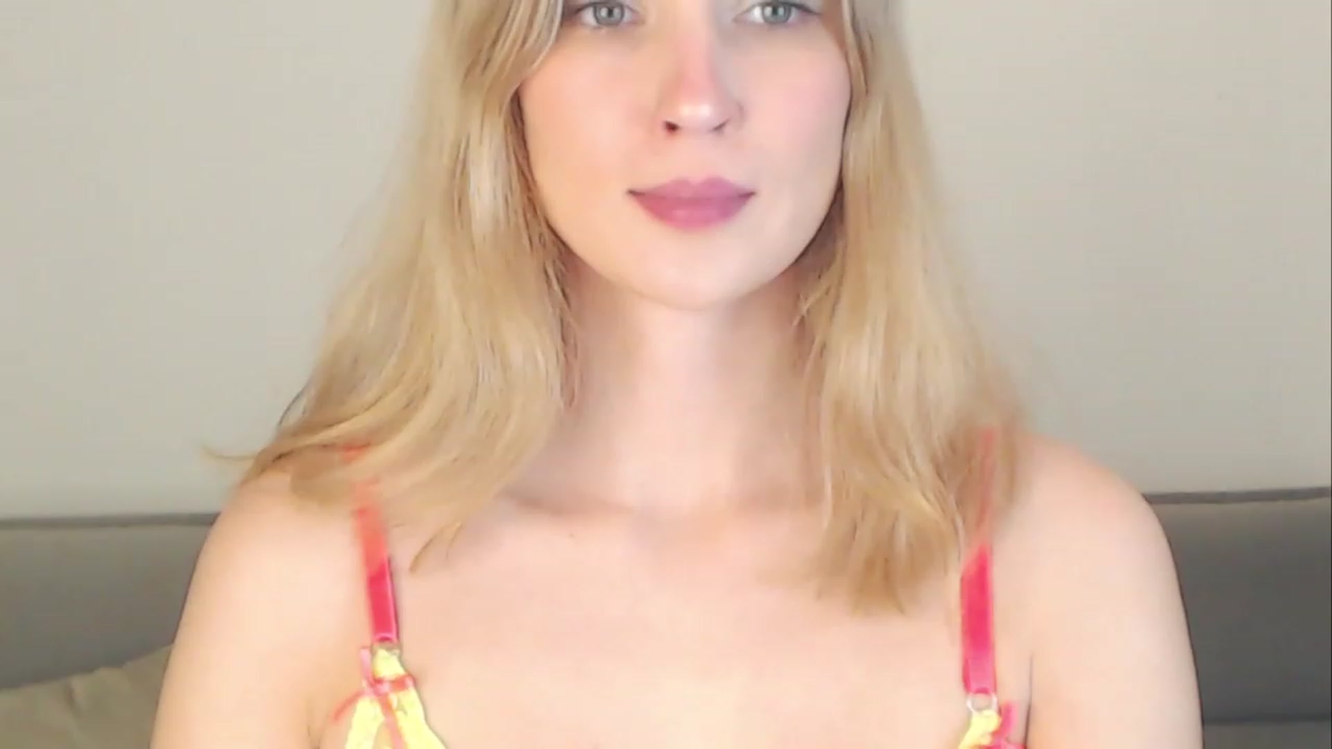 Gallery image thumbnail from Divine_Rapier's myfreecams stream on, 10/04/2023, 13:49 image 4 of 20