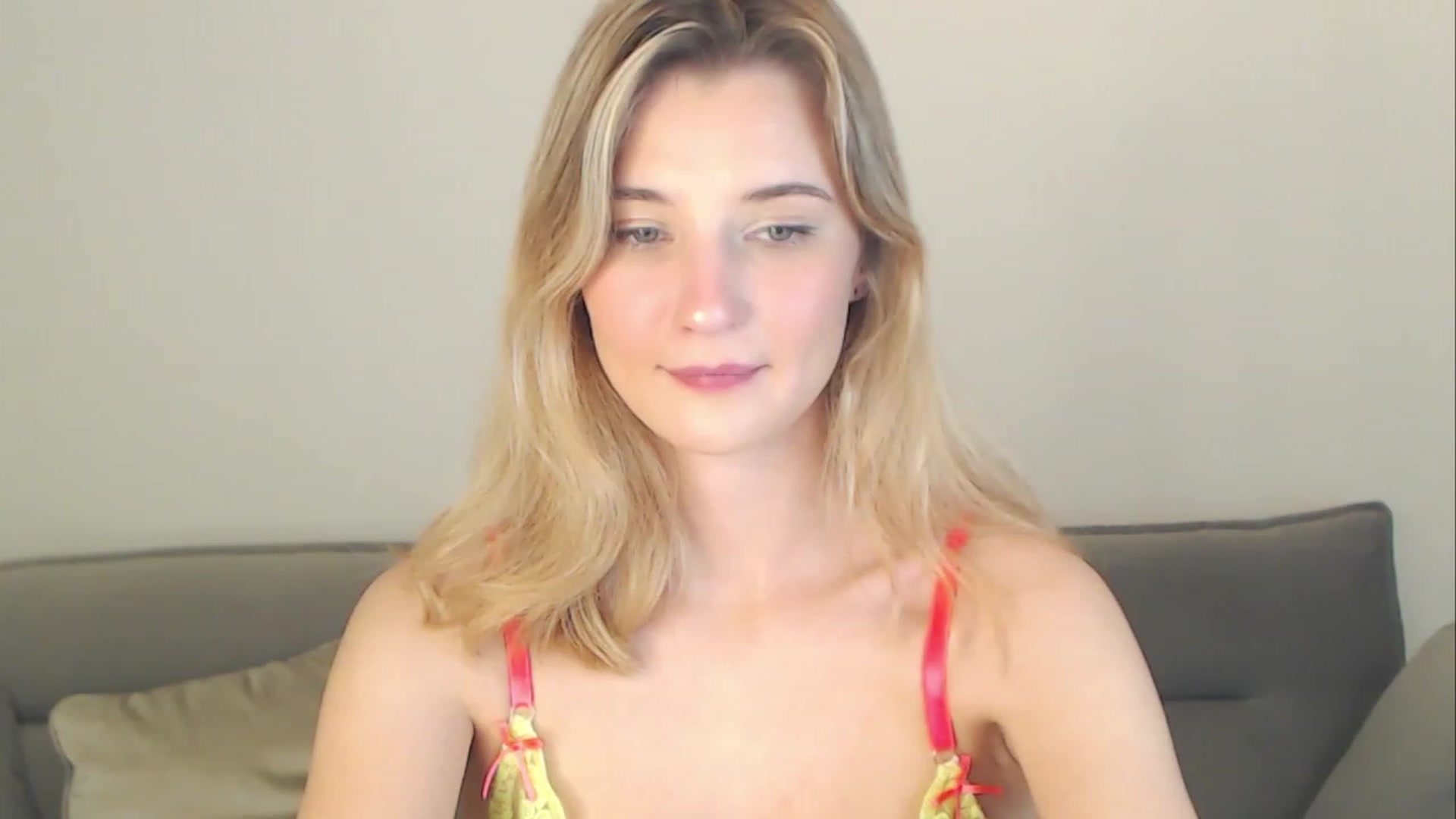 Gallery image thumbnail from Divine_Rapier's myfreecams stream on, 10/04/2023, 15:10 image 14 of 20