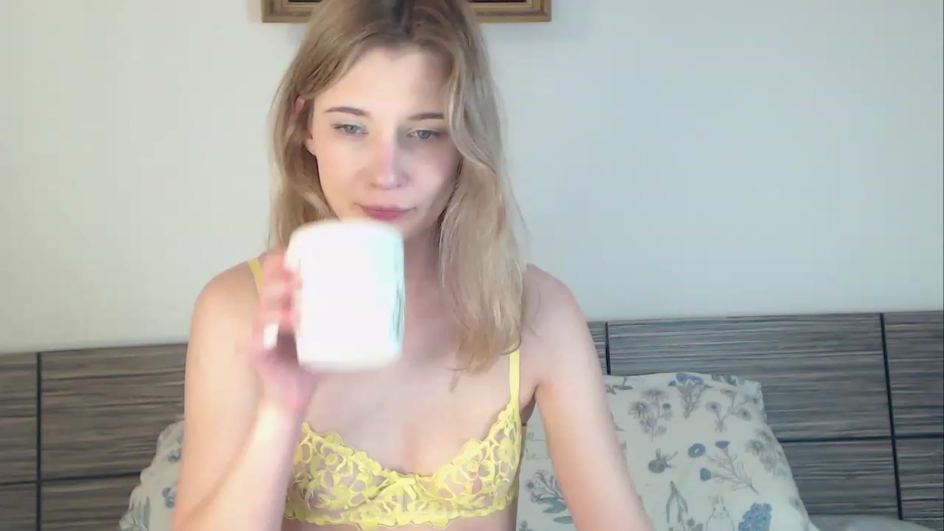 Gallery image thumbnail from Divine_Rapier's myfreecams stream on, 11/14/2023, 21:44 image 20 of 20