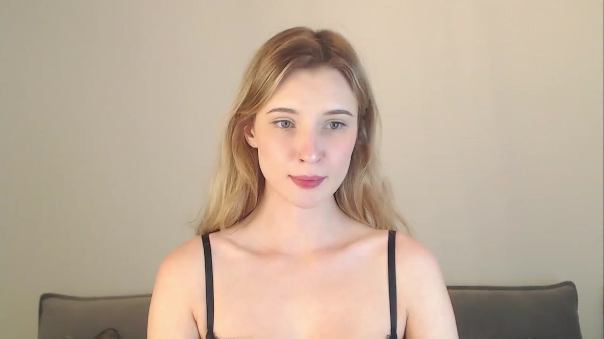 Gallery image thumbnail from Divine_Rapier's myfreecams stream on, 11/20/2023, 16:43 image 18 of 20