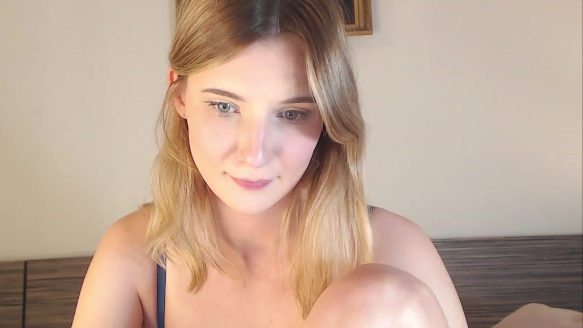 Gallery image thumbnail from Divine_Rapier's myfreecams stream on, 12/07/2023, 18:50 image 12 of 20