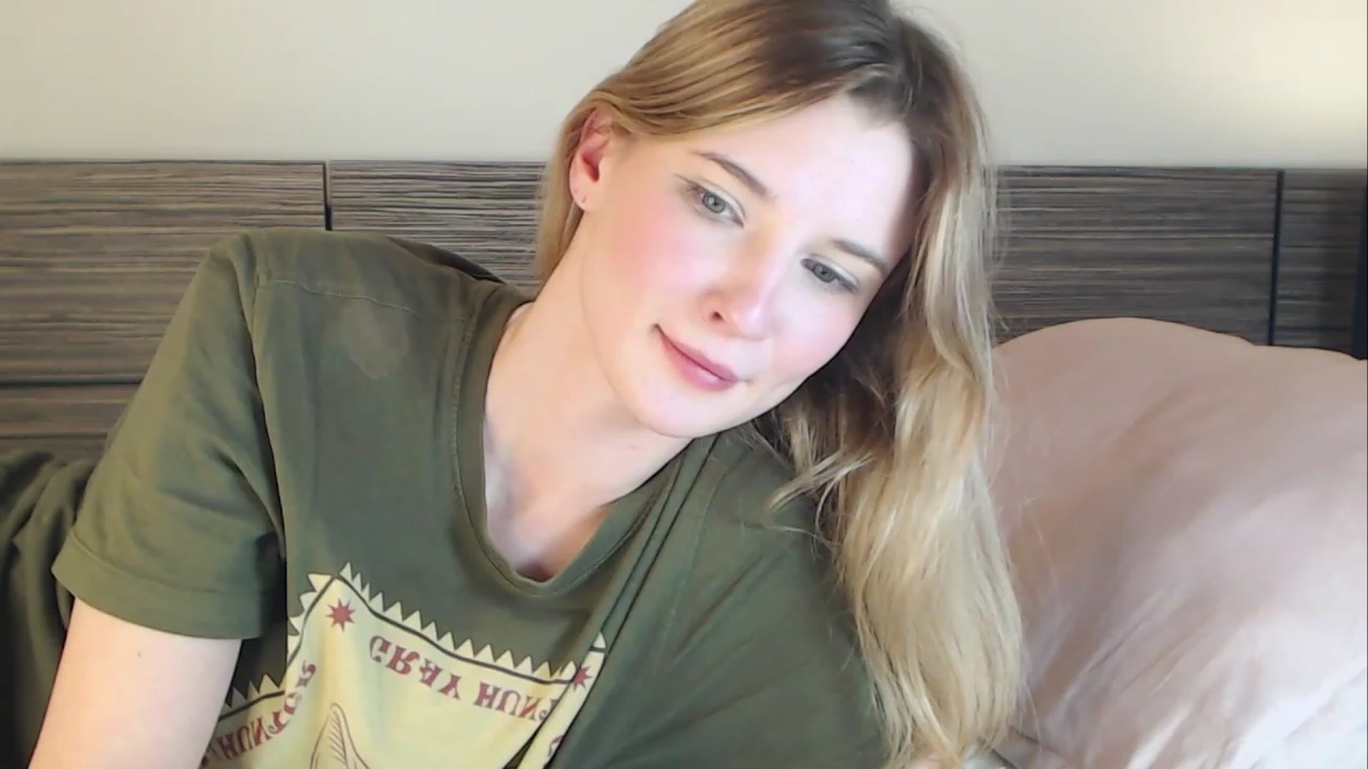 Gallery image thumbnail from Divine_Rapier's myfreecams stream on, 12/13/2023, 18:57 image 7 of 20