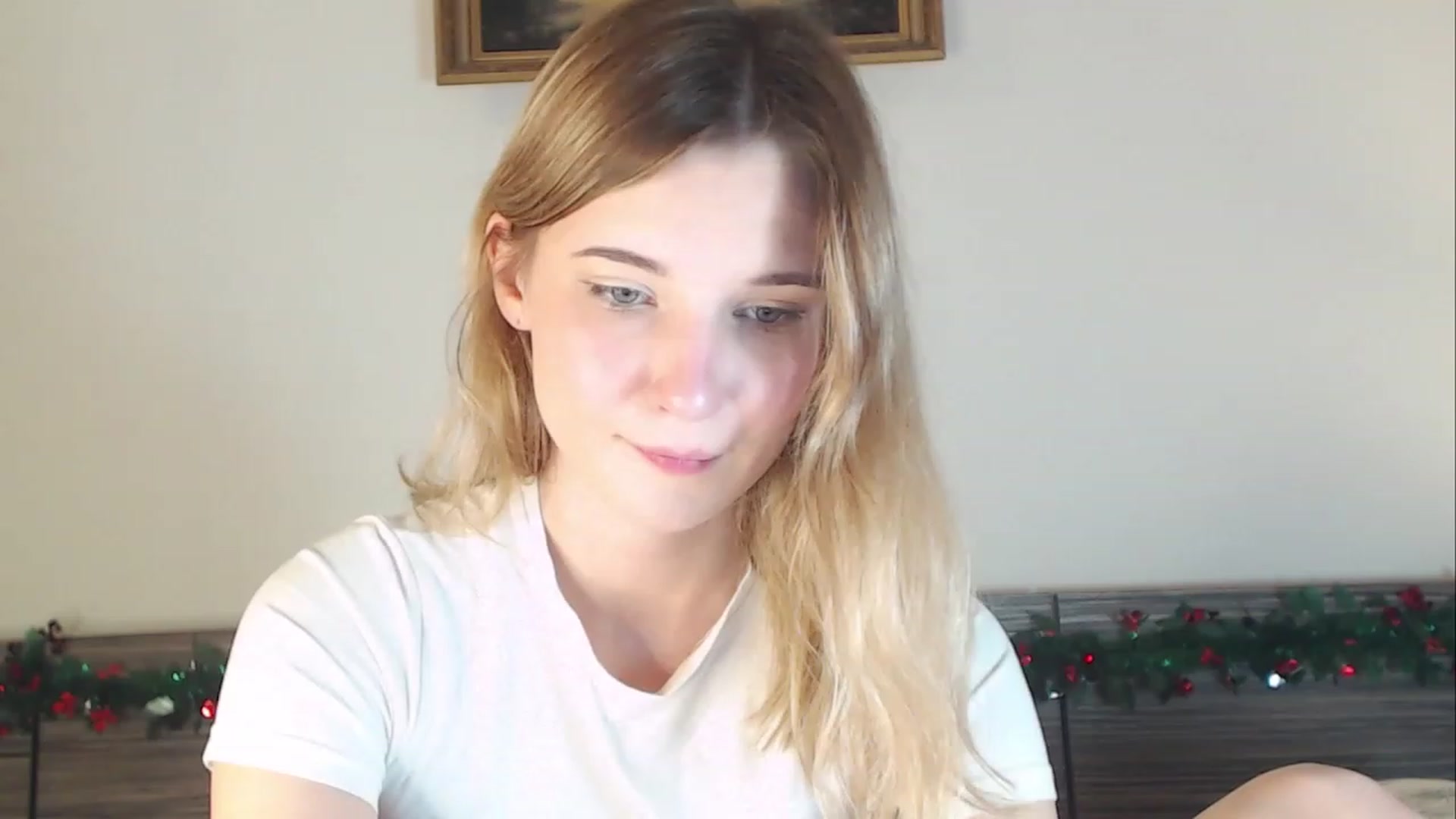 Gallery image thumbnail from Divine_Rapier's myfreecams stream on, 12/23/2023, 17:52 image 9 of 20