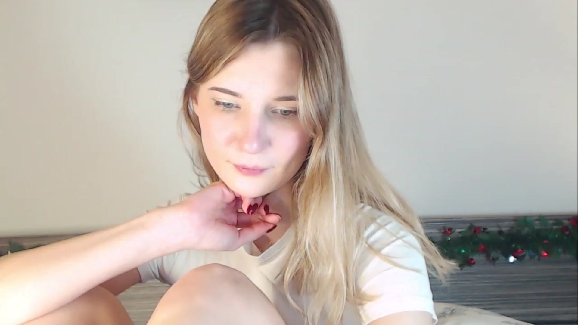 Gallery image thumbnail from Divine_Rapier's myfreecams stream on, 12/23/2023, 17:52 image 15 of 20