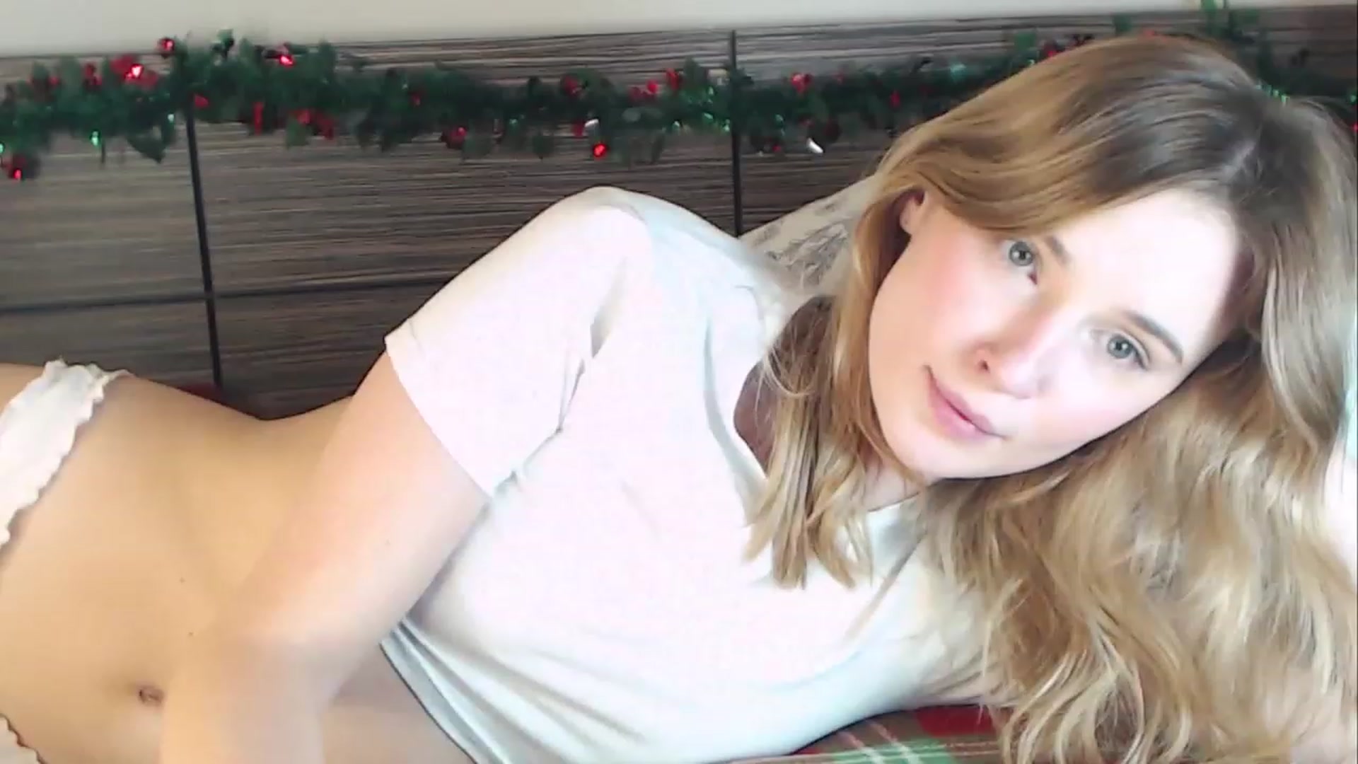 Gallery image thumbnail from Divine_Rapier's myfreecams stream on, 12/23/2023, 18:49 image 11 of 20