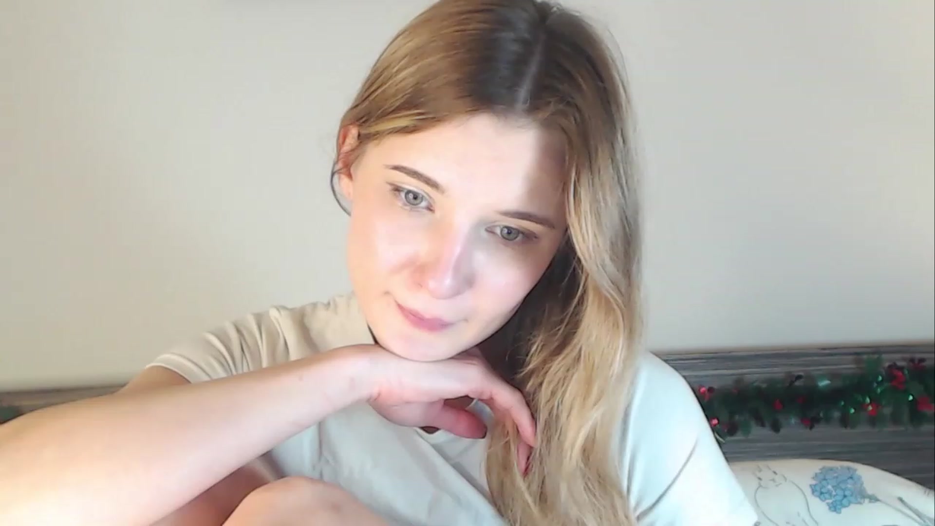 Gallery image thumbnail from Divine_Rapier's myfreecams stream on, 12/23/2023, 20:06 image 20 of 20