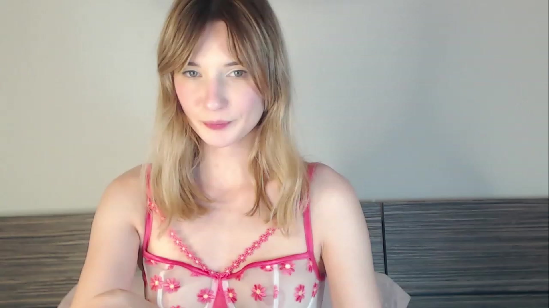 Gallery image thumbnail from Divine_Rapier's myfreecams stream on, 12/31/2023, 18:51 image 12 of 20