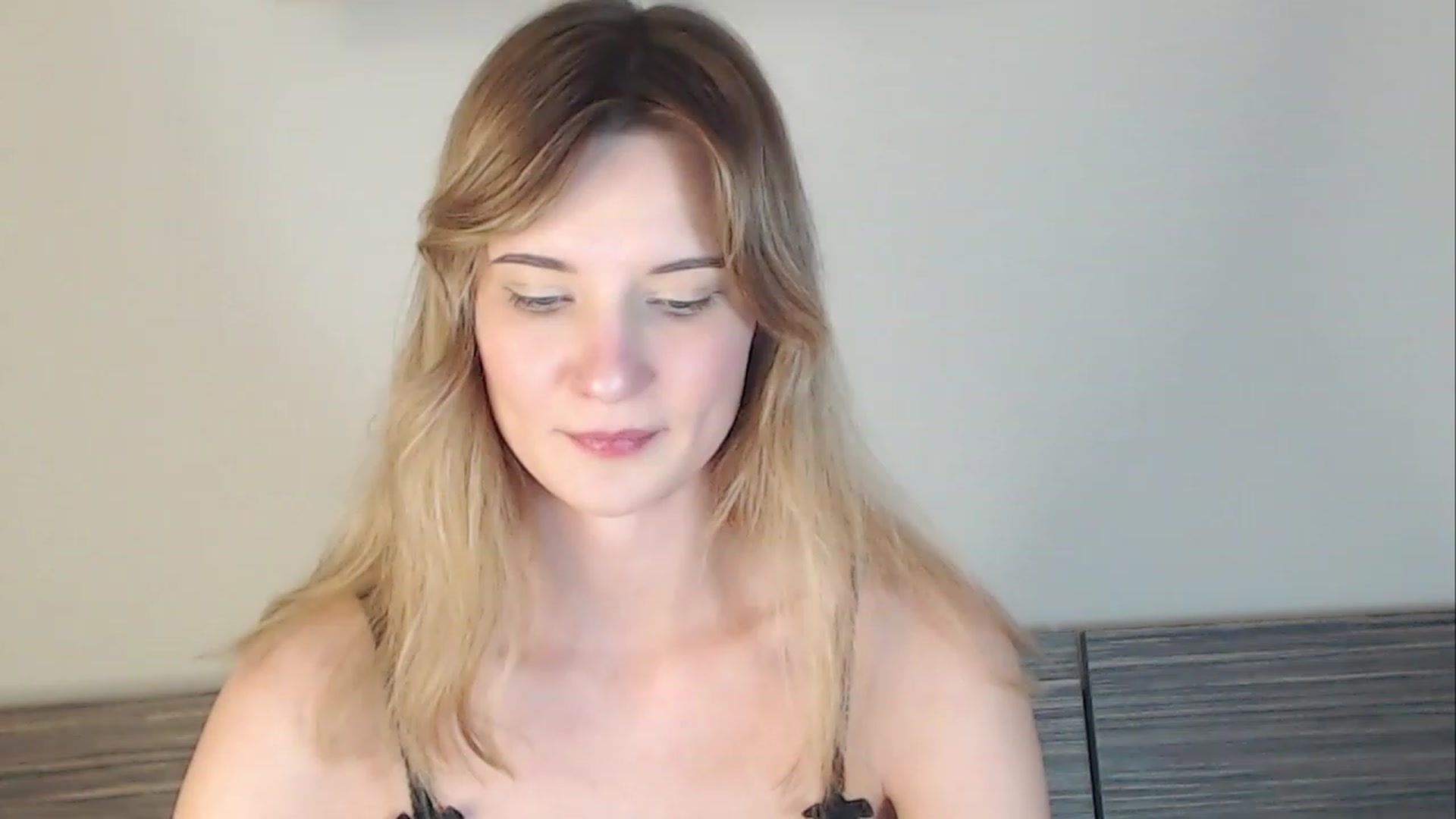 Gallery image thumbnail from Divine_Rapier's myfreecams stream on, 01/03/2024, 20:26 image 2 of 20
