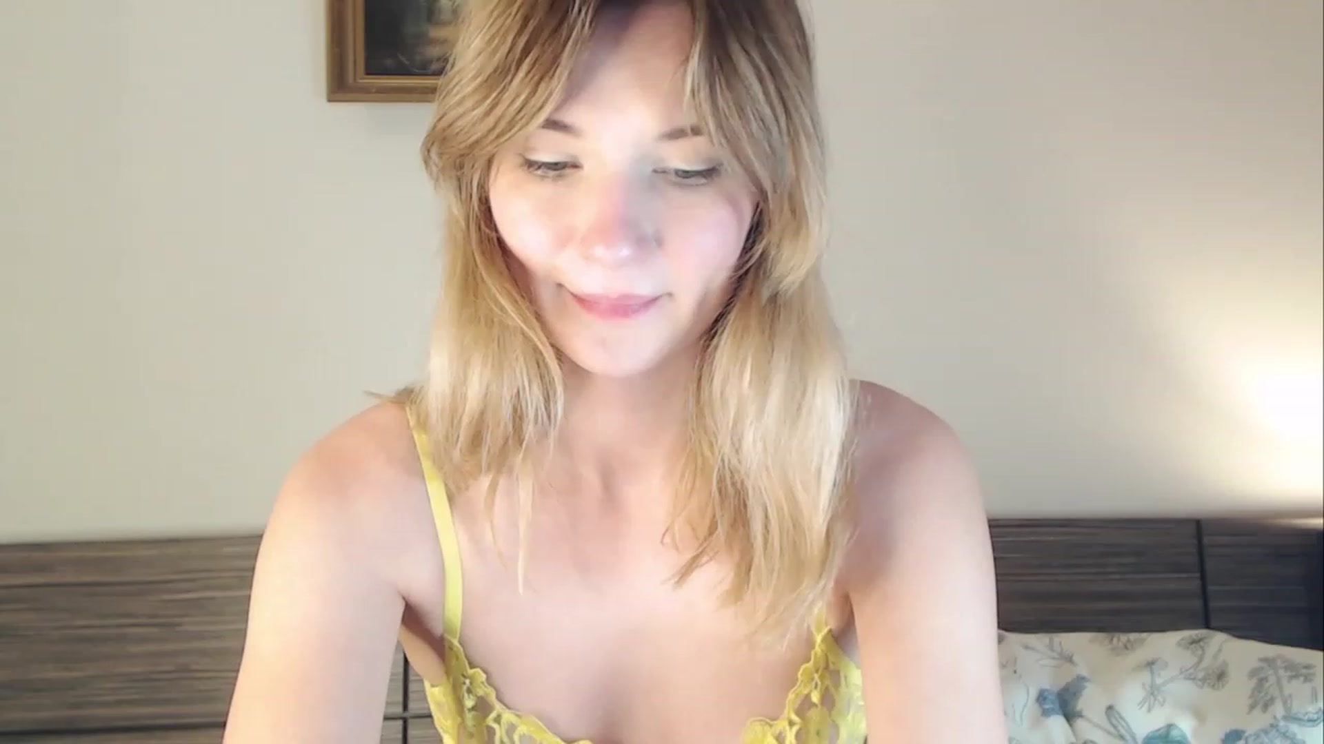 Gallery image thumbnail from Divine_Rapier's myfreecams stream on, 01/09/2024, 19:31 image 3 of 20
