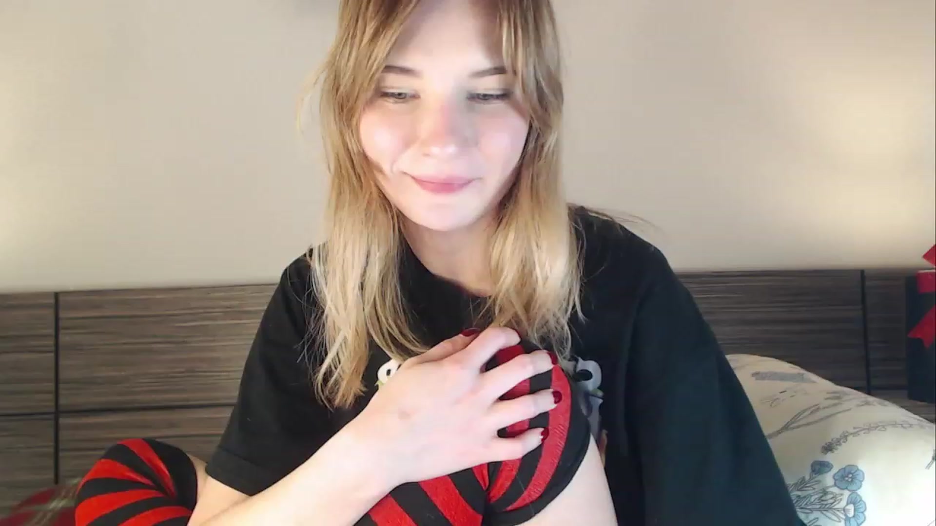 Gallery image thumbnail from Divine_Rapier's myfreecams stream on, 01/13/2024, 20:00 image 11 of 20