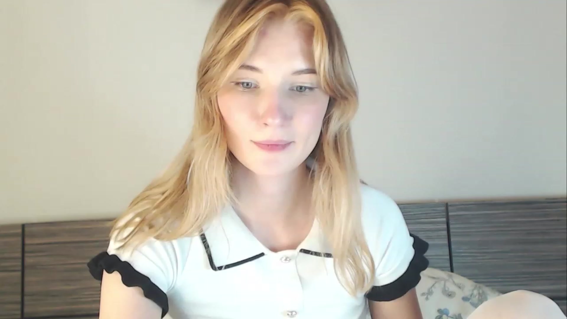 Gallery image thumbnail from Divine_Rapier's myfreecams stream on, 01/19/2024, 15:44 image 19 of 20