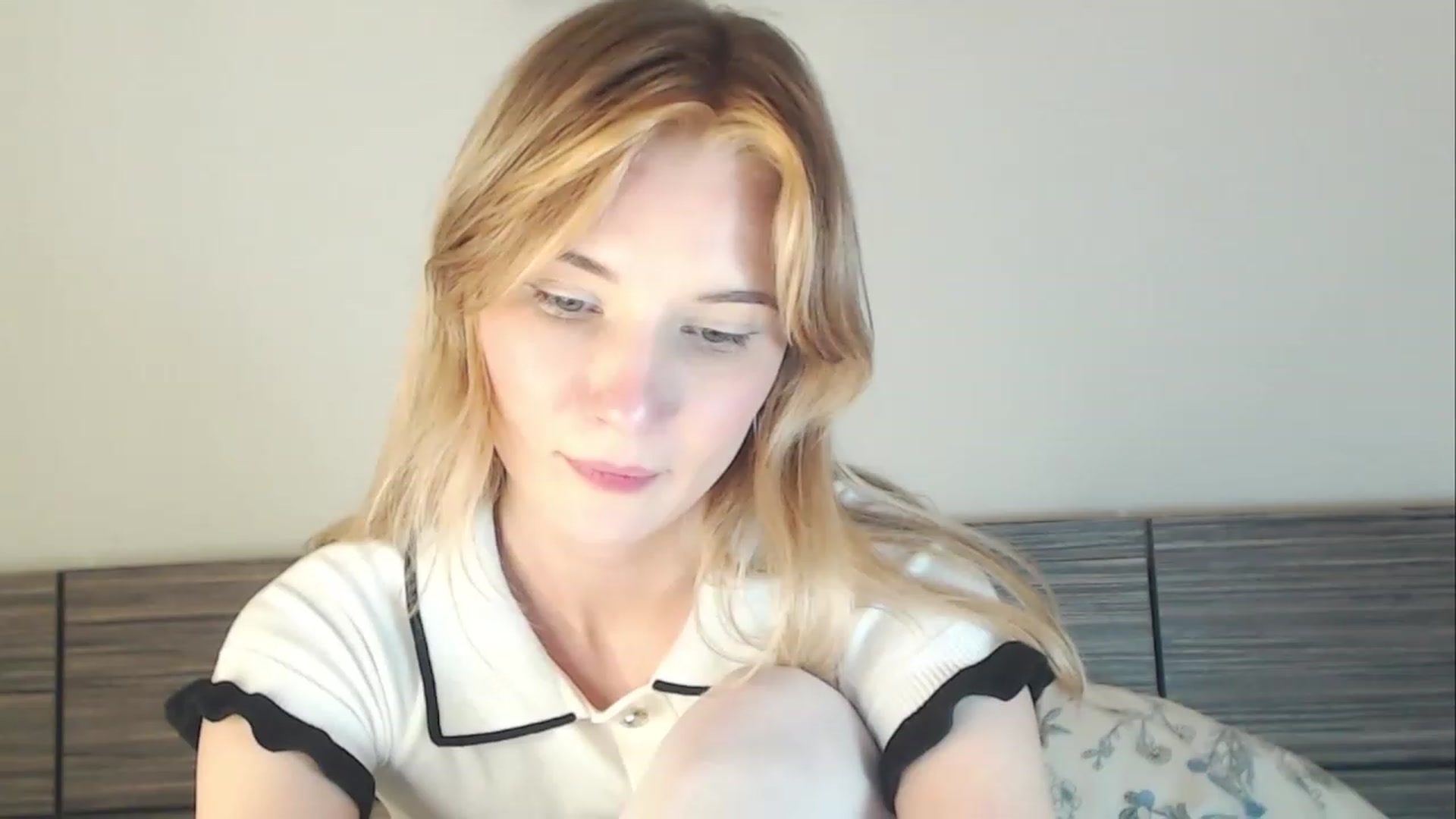 Gallery image thumbnail from Divine_Rapier's myfreecams stream on, 01/19/2024, 15:44 image 15 of 20