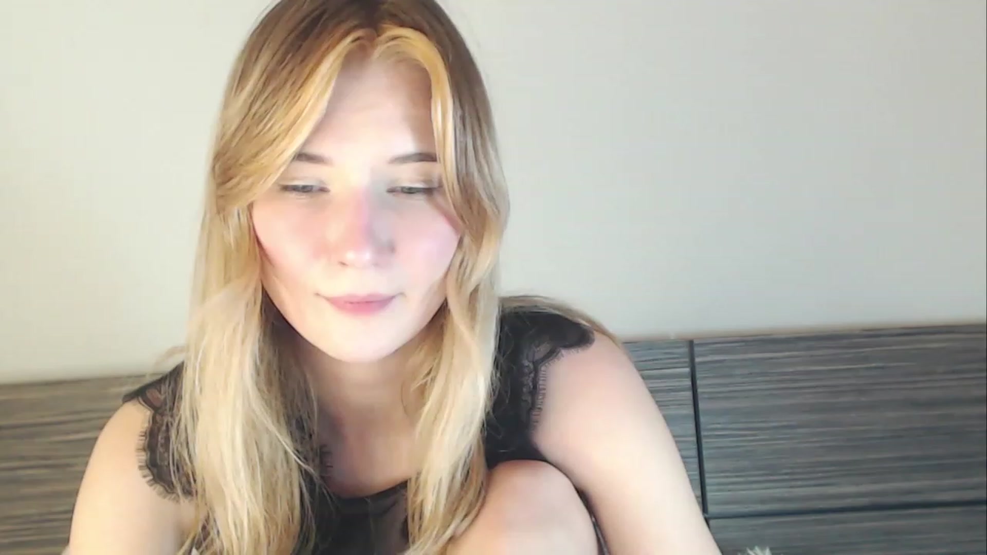 Gallery image thumbnail from Divine_Rapier's myfreecams stream on, 01/19/2024, 20:27 image 20 of 20