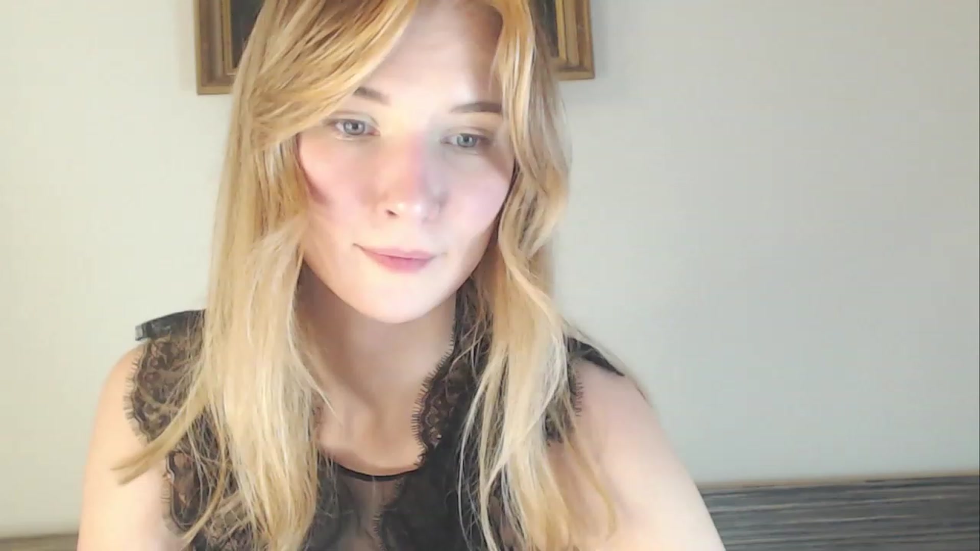 Gallery image thumbnail from Divine_Rapier's myfreecams stream on, 01/19/2024, 20:27 image 8 of 20