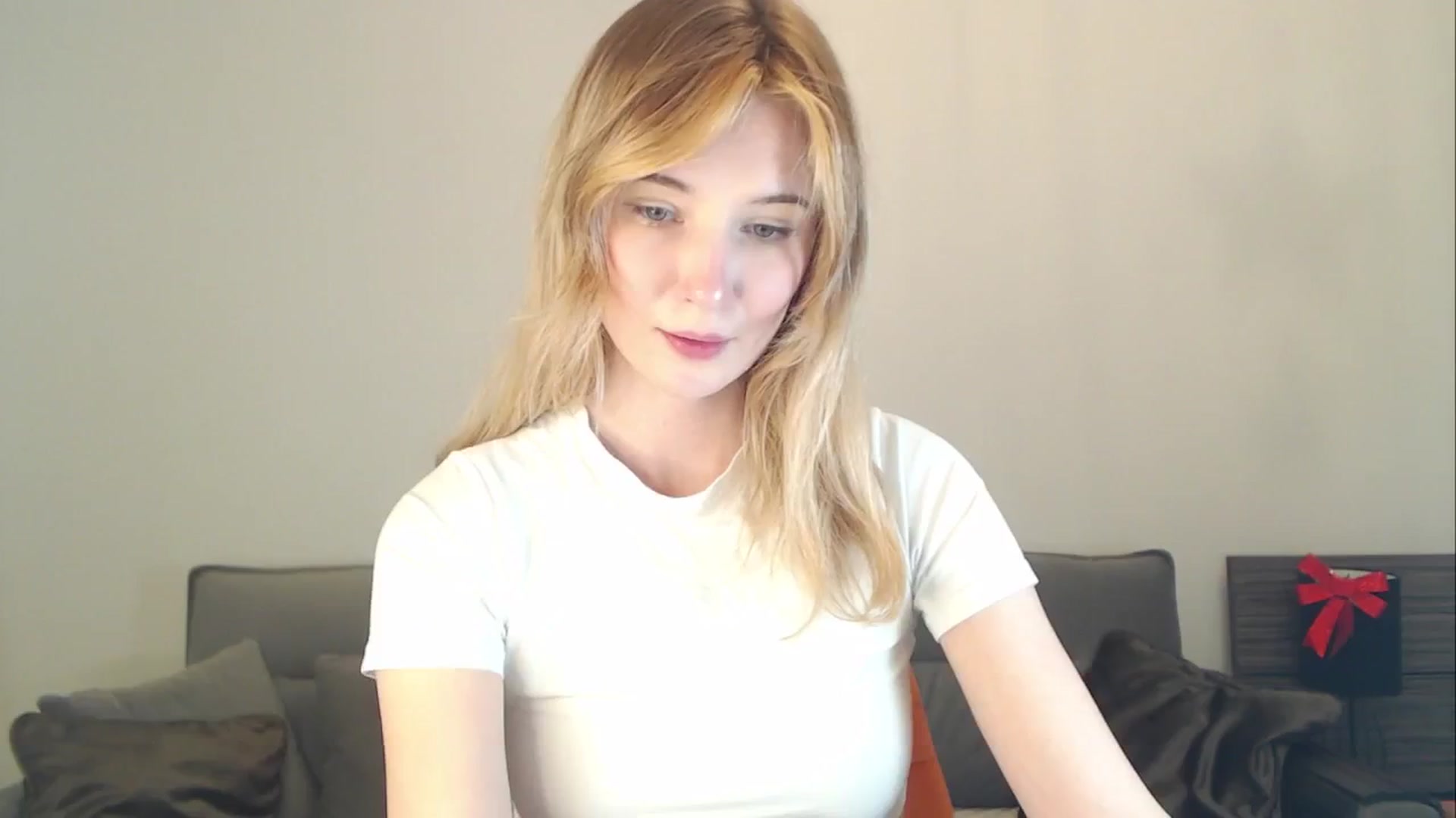 Gallery image thumbnail from Divine_Rapier's myfreecams stream on, 02/01/2024, 16:04 image 18 of 20