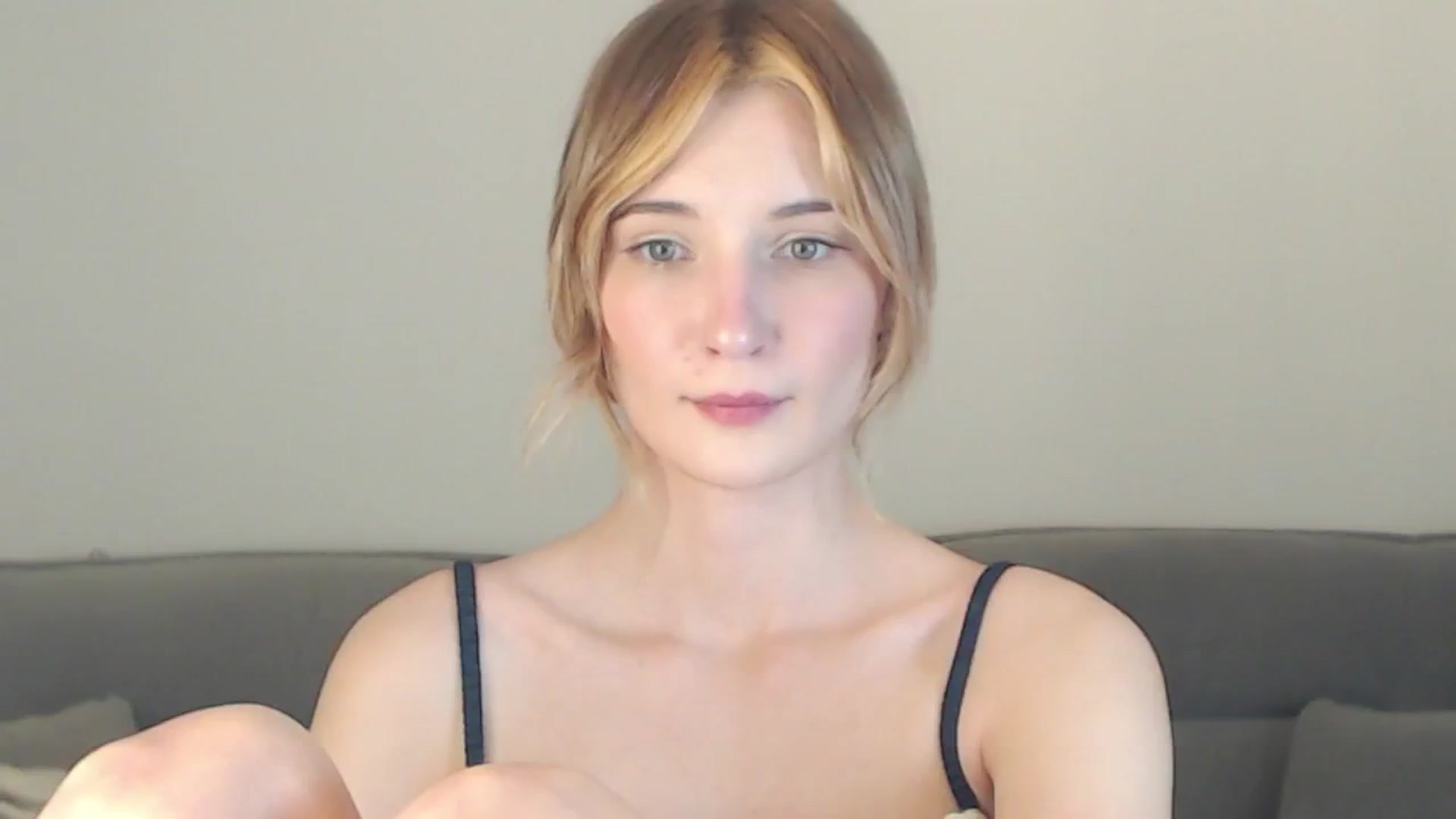 Gallery image thumbnail from Divine_Rapier's myfreecams stream on, 02/05/2024, 14:49 image 13 of 20