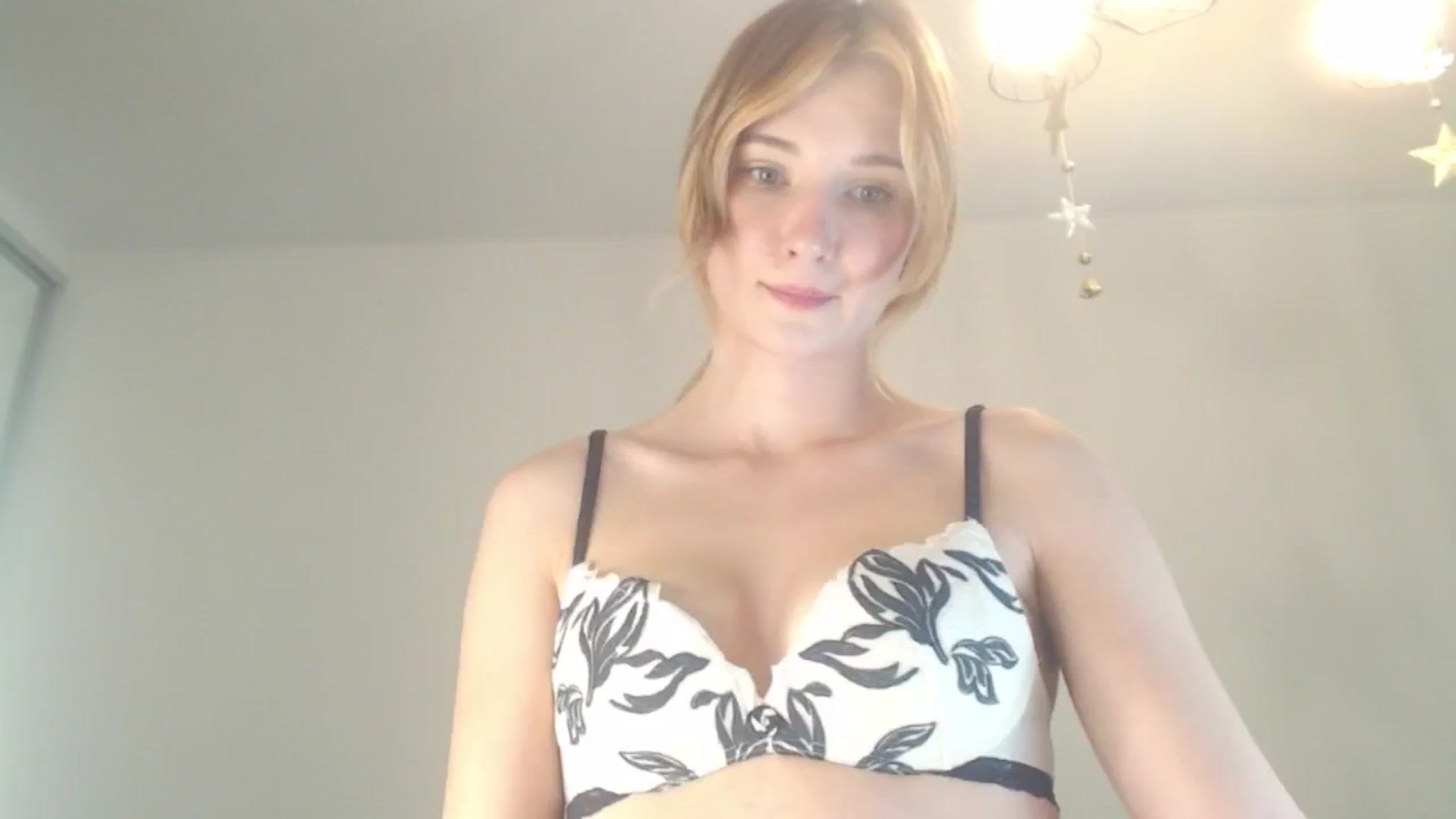 Gallery image thumbnail from Divine_Rapier's myfreecams stream on, 02/05/2024, 14:49 image 18 of 20