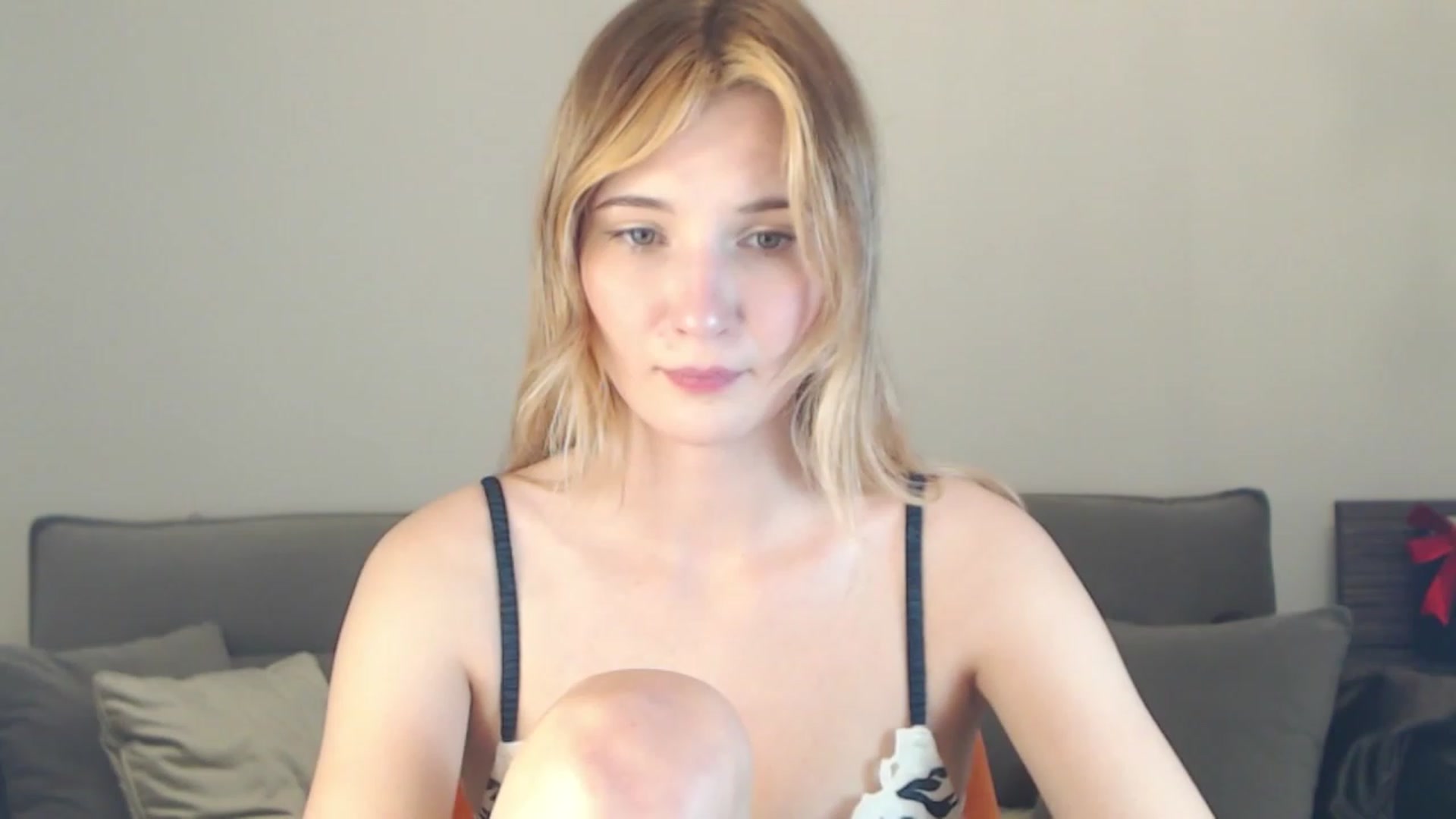 Gallery image thumbnail from Divine_Rapier's myfreecams stream on, 02/05/2024, 16:05 image 5 of 20
