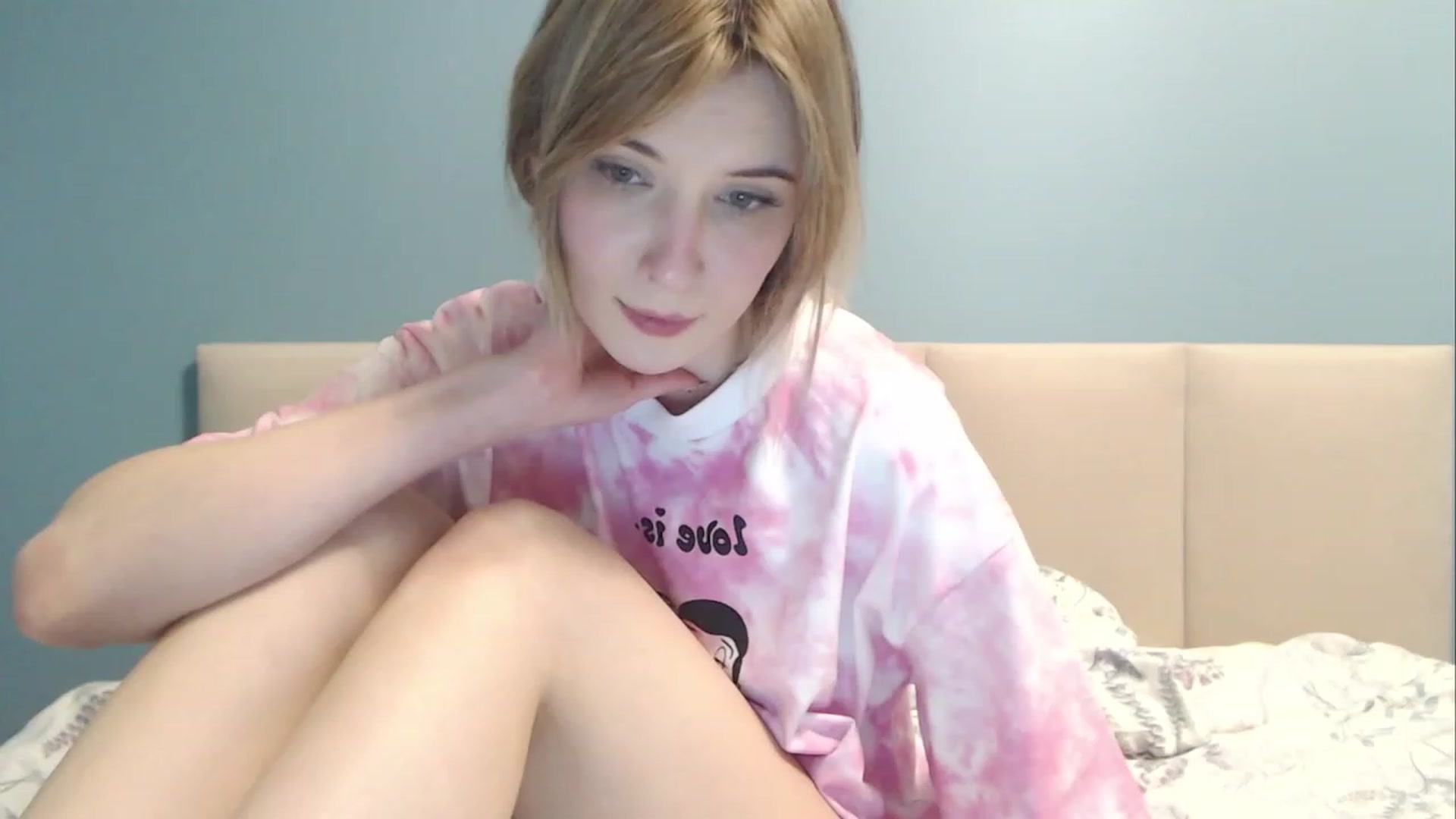 Gallery image thumbnail from Divine_Rapier's myfreecams stream on, 03/12/2024, 17:44 image 1 of 20