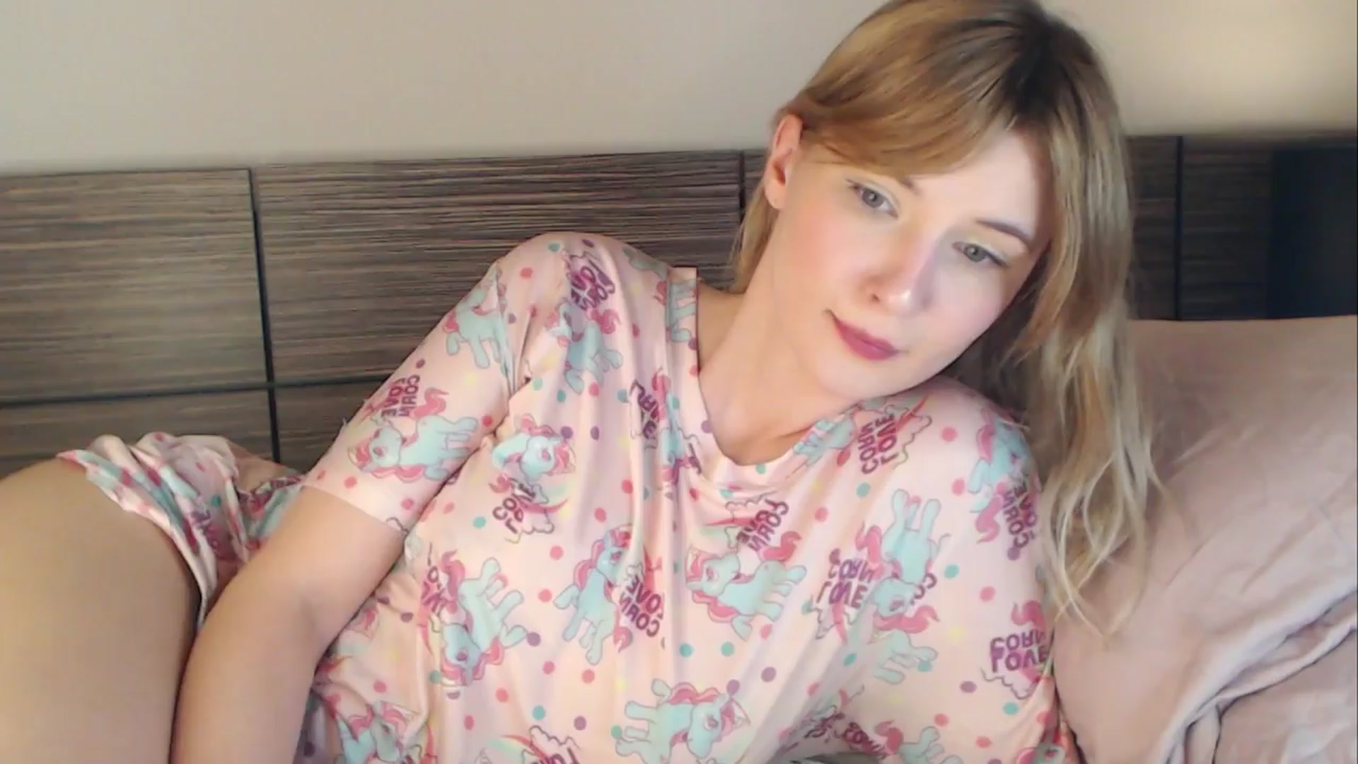 Gallery image thumbnail from Divine_Rapier's myfreecams stream on, 04/04/2024, 18:07 image 1 of 20