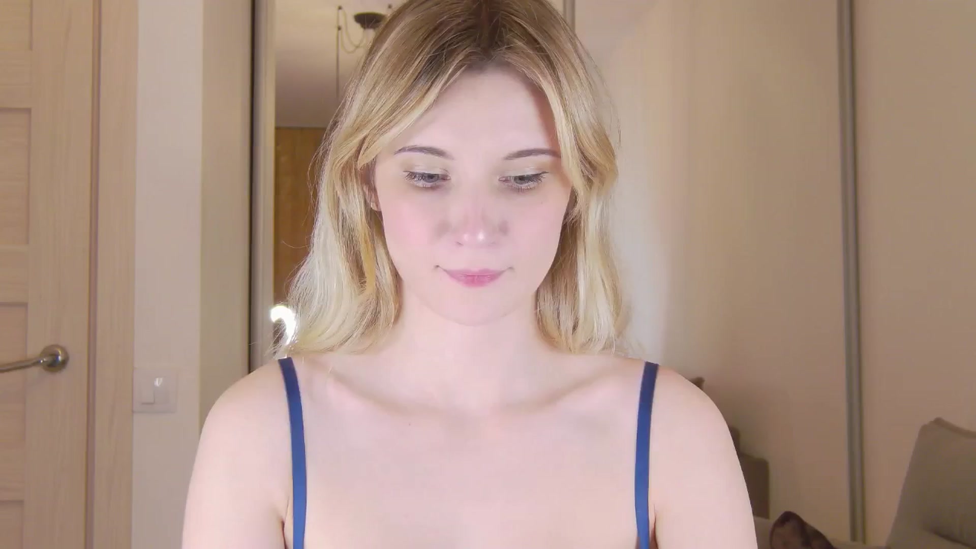 Gallery image thumbnail from Divine_Rapier's myfreecams stream on, 05/17/2024, 18:55 image 19 of 20