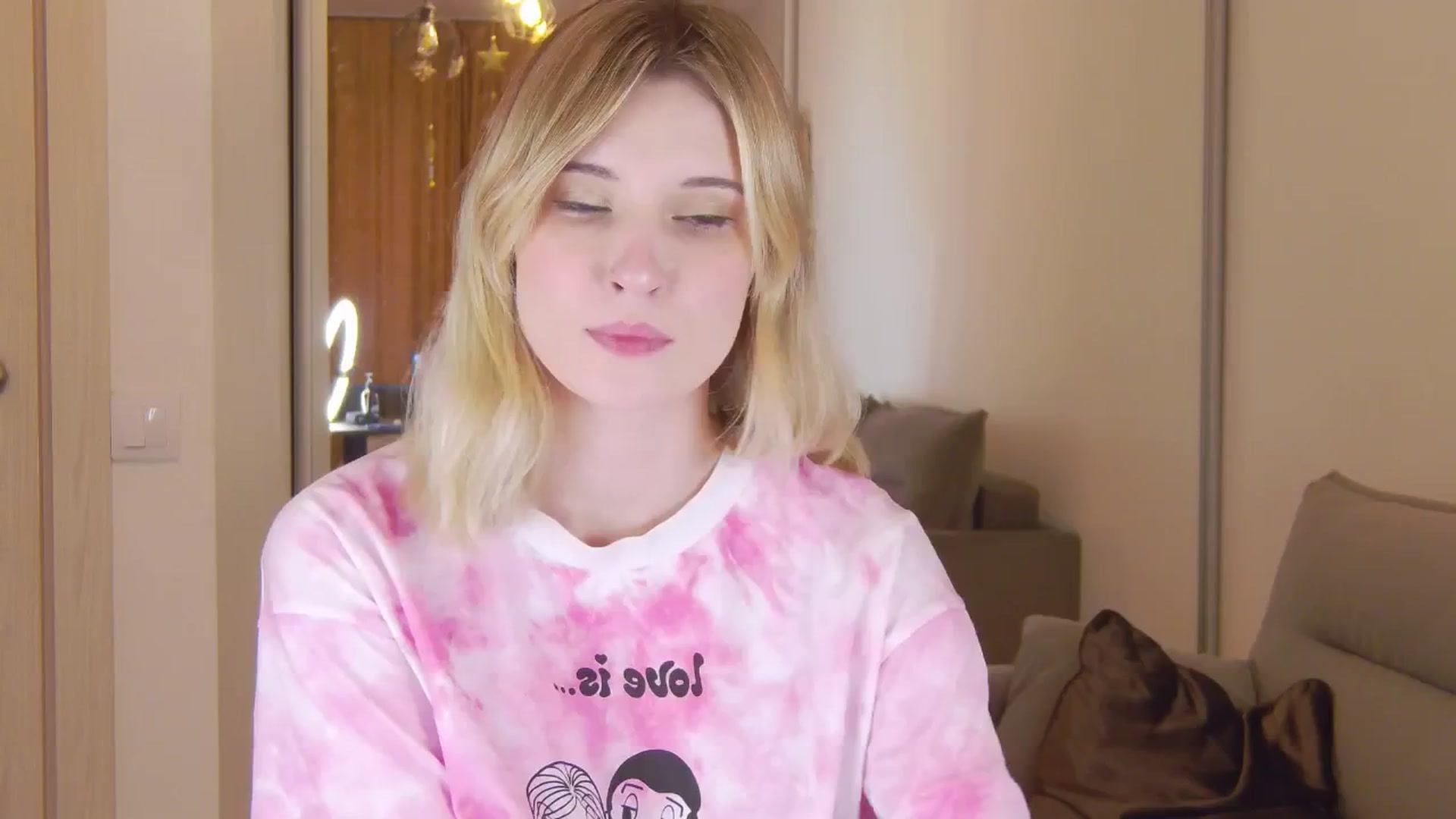 Gallery image thumbnail from Divine_Rapier's myfreecams stream on, 05/17/2024, 18:55 image 2 of 20