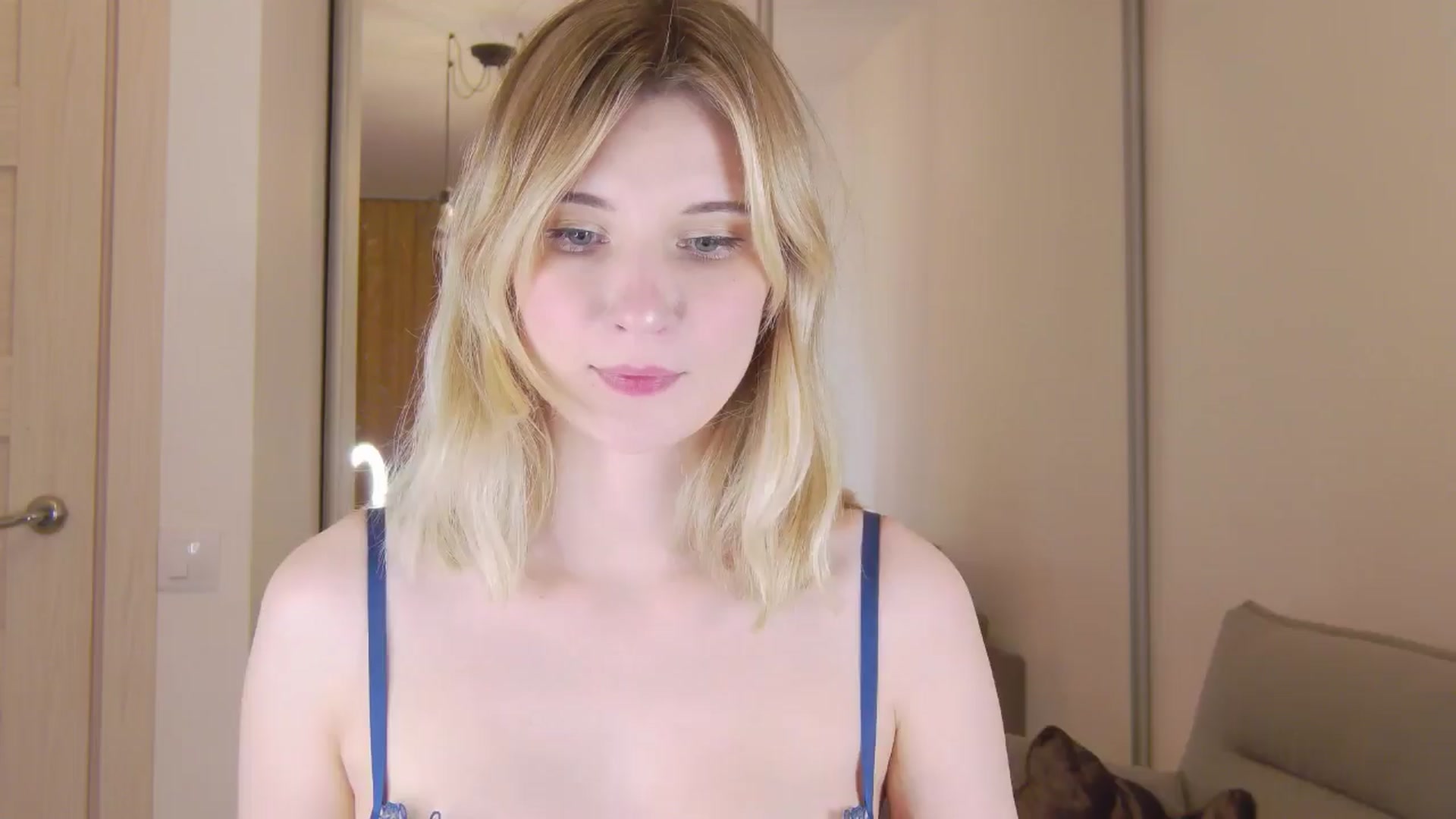 Gallery image thumbnail from Divine_Rapier's myfreecams stream on, 05/17/2024, 19:11 image 14 of 20