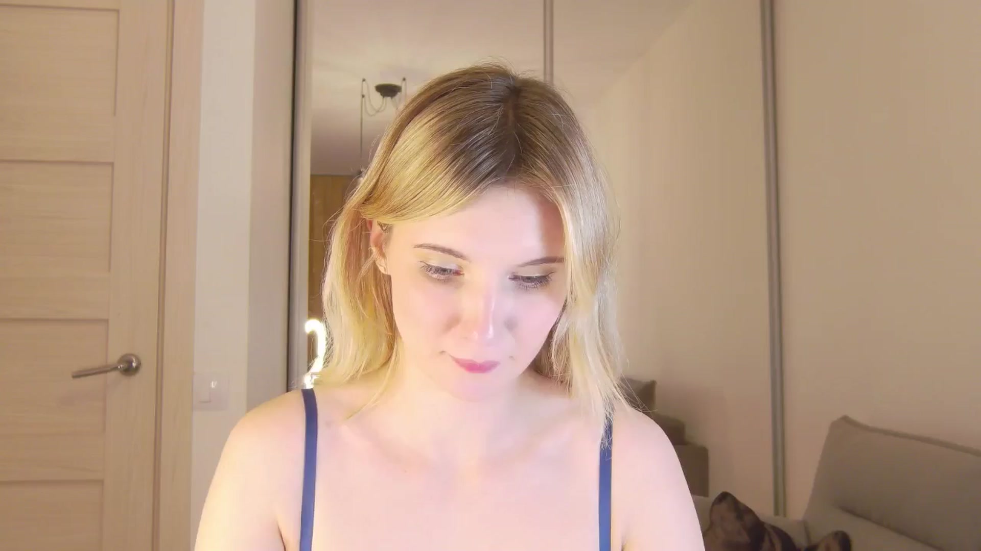 Gallery image thumbnail from Divine_Rapier's myfreecams stream on, 05/17/2024, 20:13 image 12 of 20