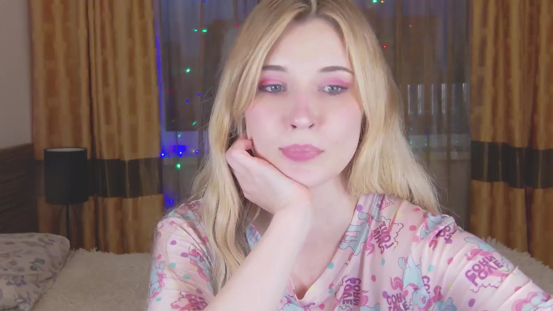 Gallery image thumbnail from Divine_Rapier's myfreecams stream on, 06/23/2024, 20:49 image 12 of 20