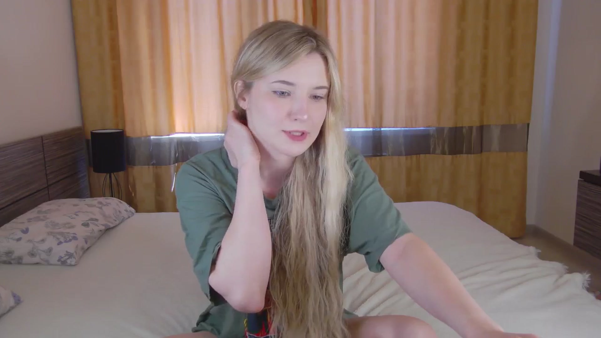 Gallery image thumbnail from Divine_Rapier's myfreecams stream on, 06/25/2024, 11:23 image 18 of 20