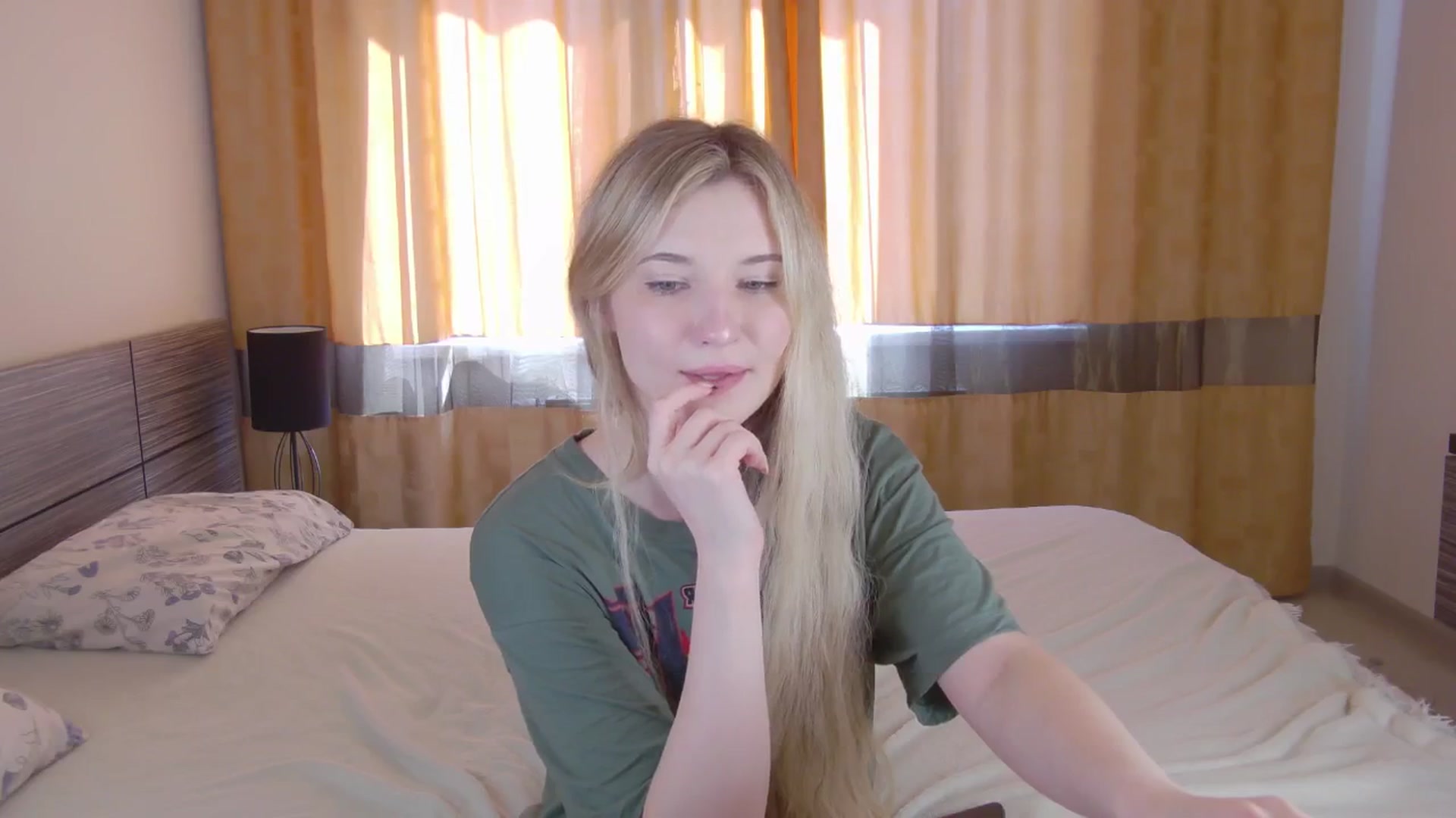 Gallery image thumbnail from Divine_Rapier's myfreecams stream on, 06/25/2024, 13:04 image 17 of 20