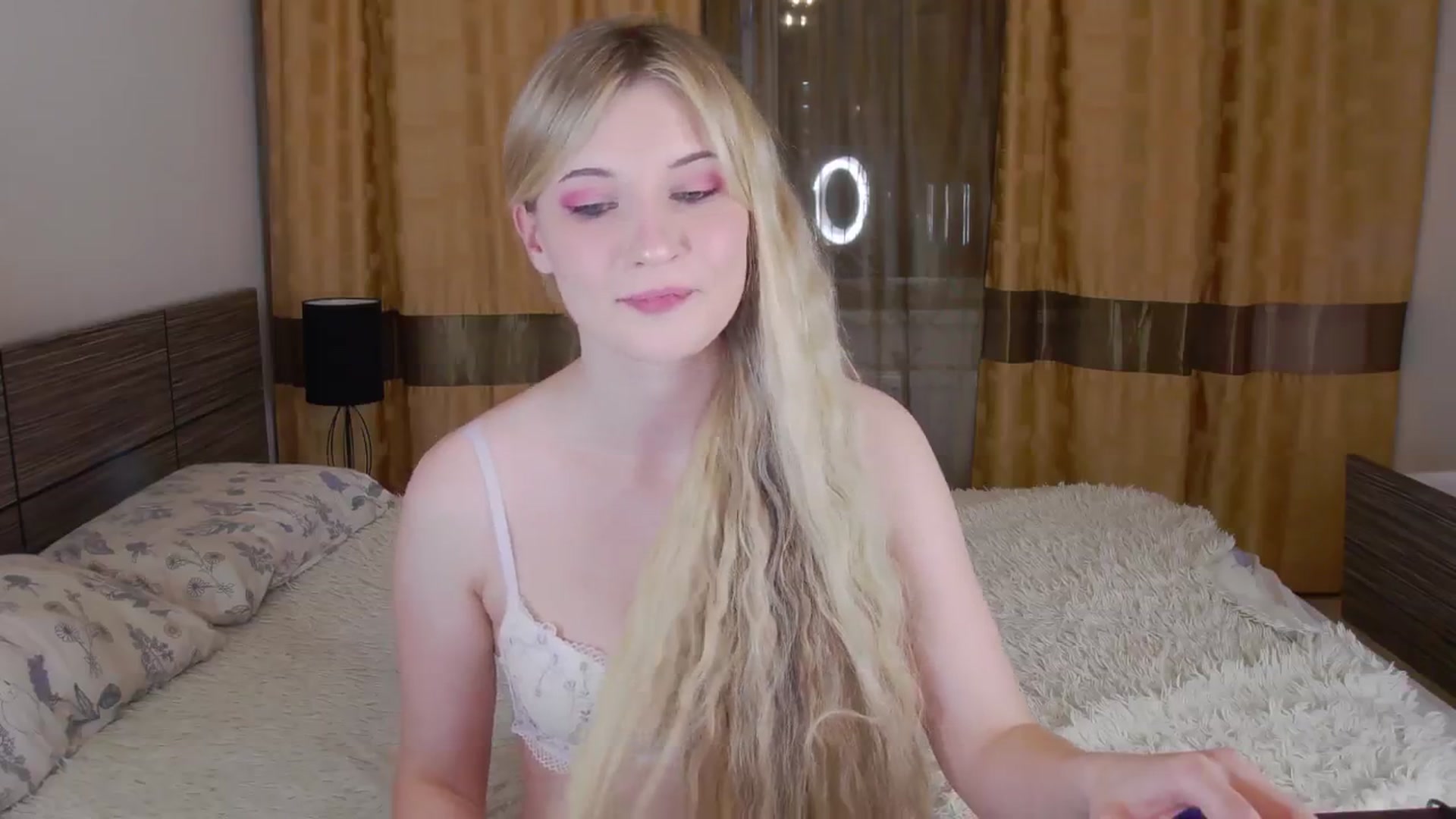 Gallery image thumbnail from Divine_Rapier's myfreecams stream on, 06/29/2024, 22:20 image 17 of 20