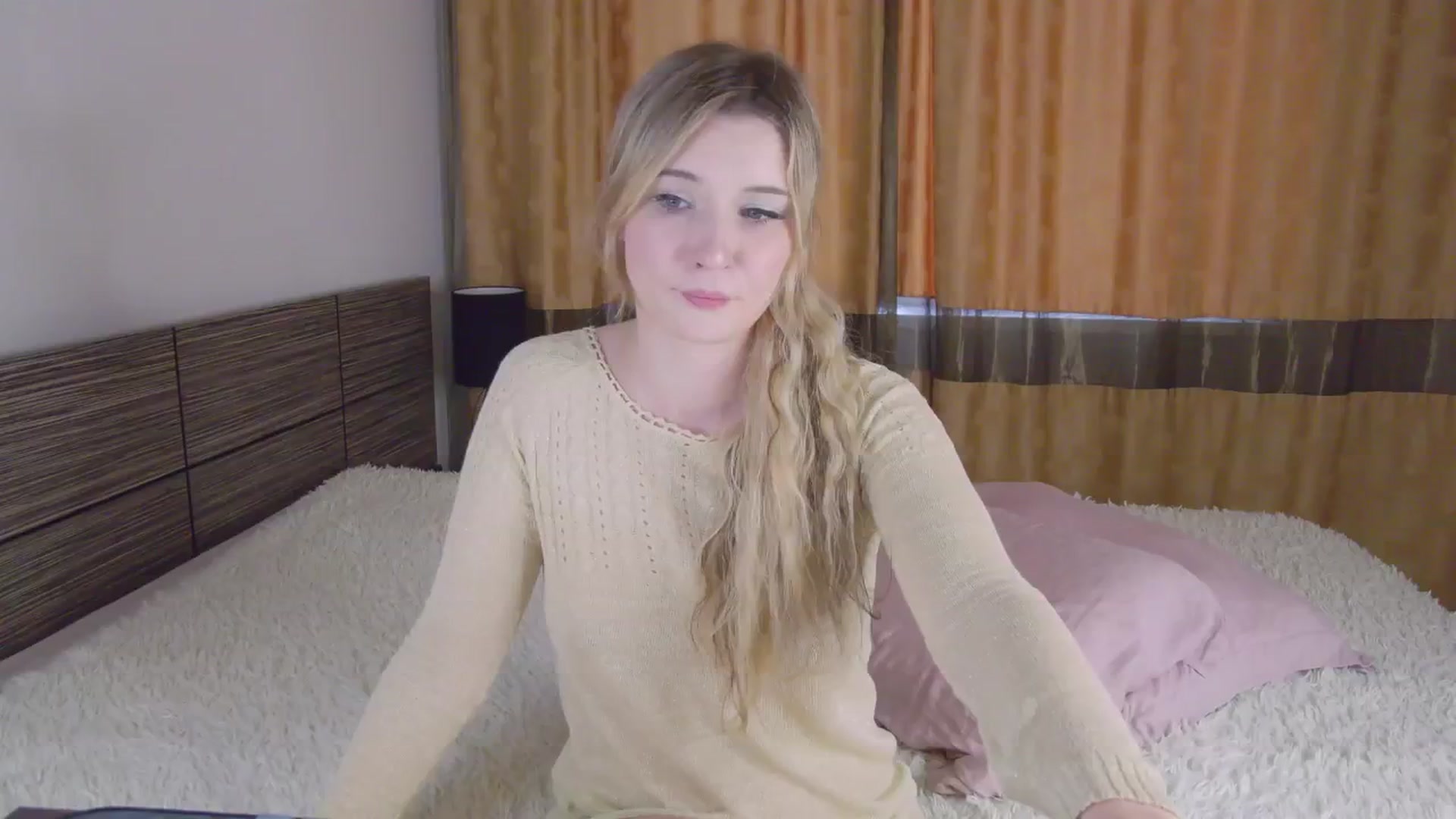 Gallery image thumbnail from Divine_Rapier's myfreecams stream on, 08/27/2024, 17:04 image 14 of 20