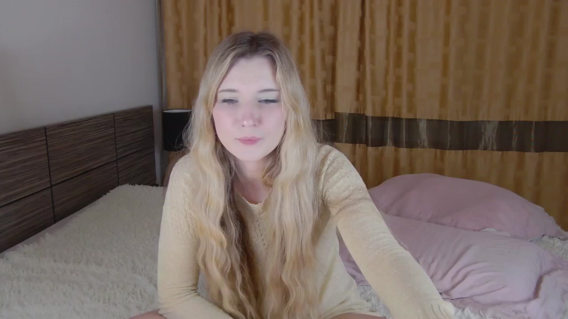 Gallery image thumbnail from Divine_Rapier's myfreecams stream on, 08/27/2024, 19:43 image 10 of 20