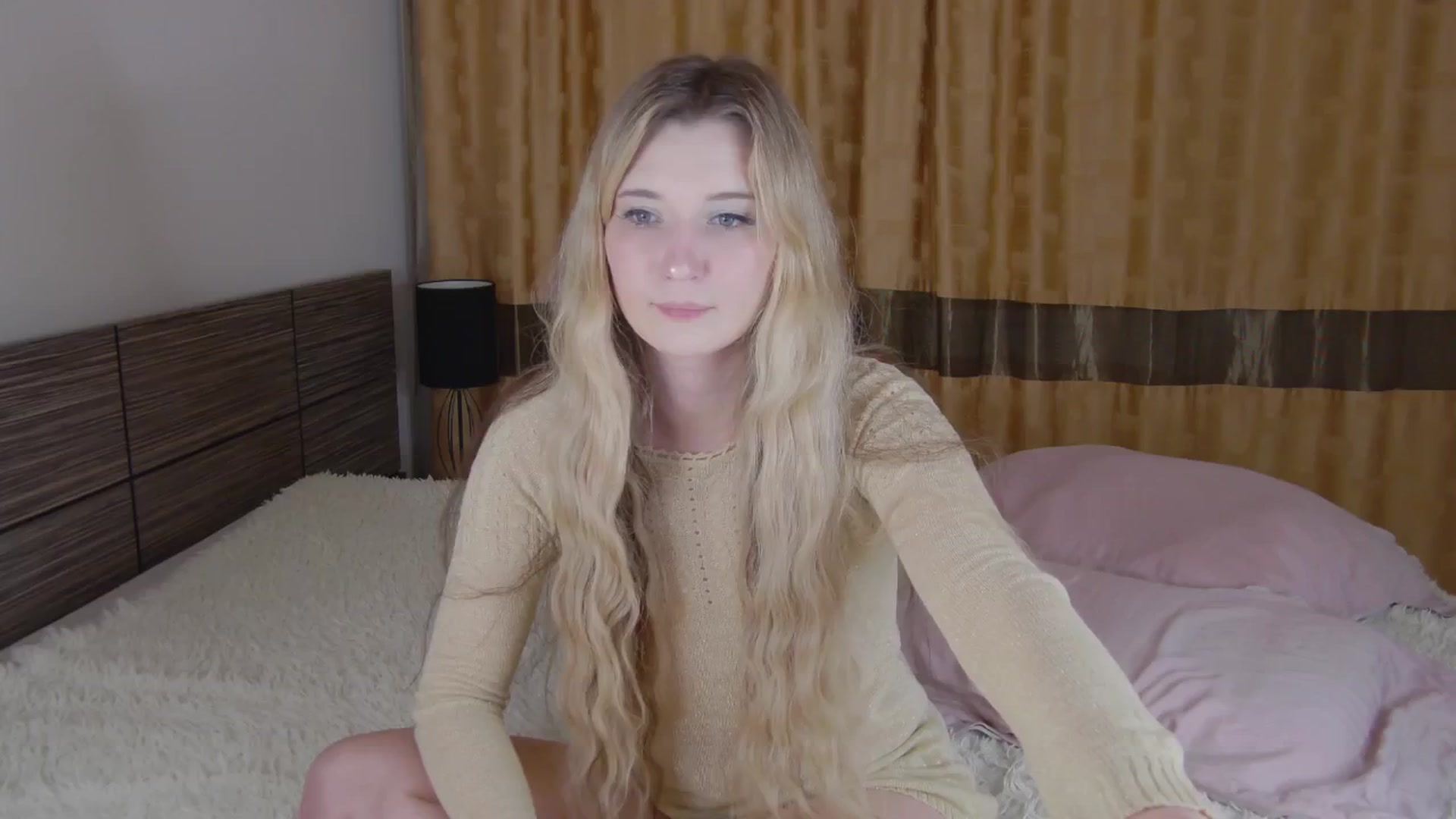 Gallery image thumbnail from Divine_Rapier's myfreecams stream on, 08/27/2024, 19:43 image 4 of 20