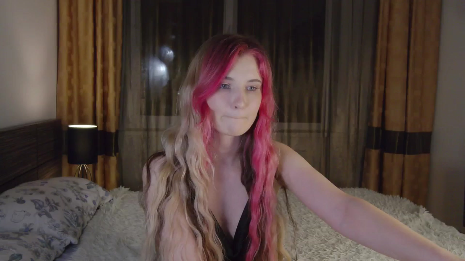 Gallery image thumbnail from Divine_Rapier's myfreecams stream on, 09/14/2024, 18:32 image 6 of 20