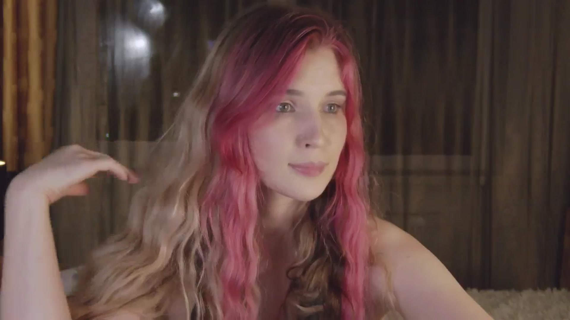 Gallery image thumbnail from Divine_Rapier's myfreecams stream on, 09/14/2024, 19:19 image 13 of 20
