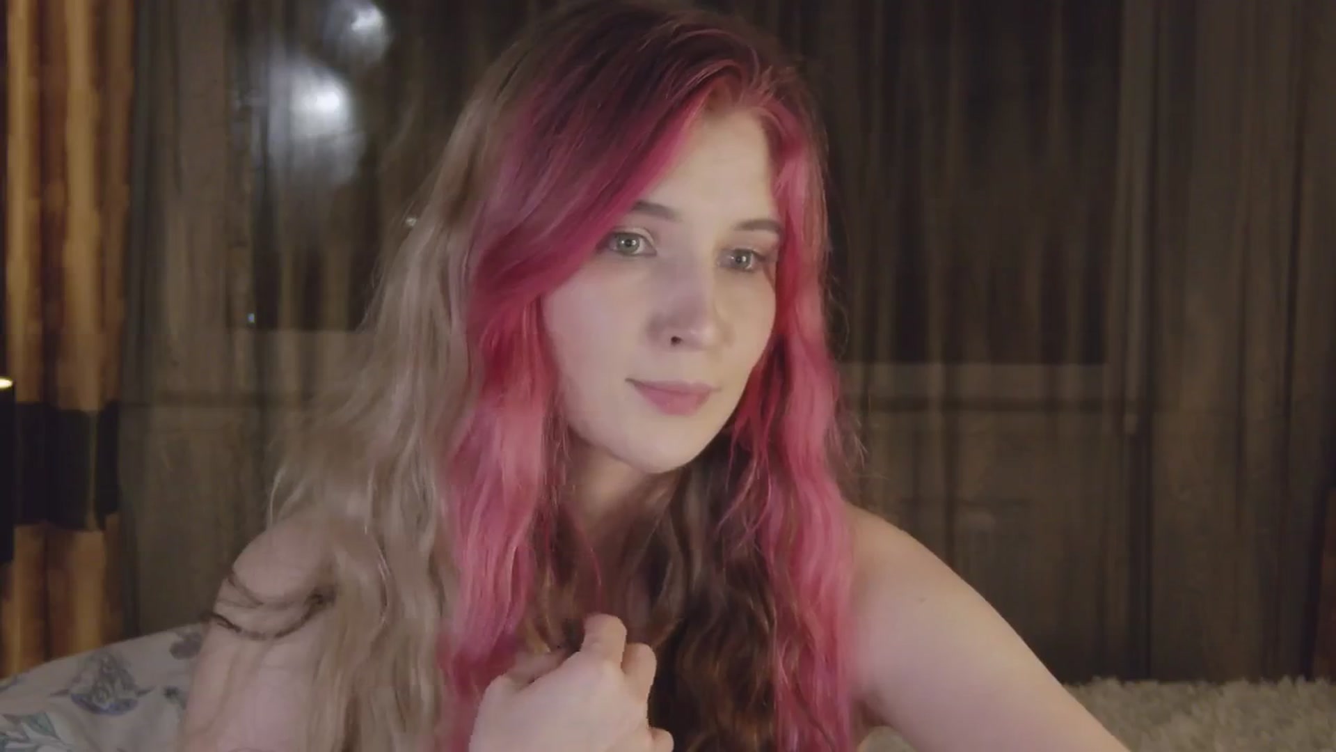 Gallery image thumbnail from Divine_Rapier's myfreecams stream on, 09/14/2024, 19:19 image 14 of 20
