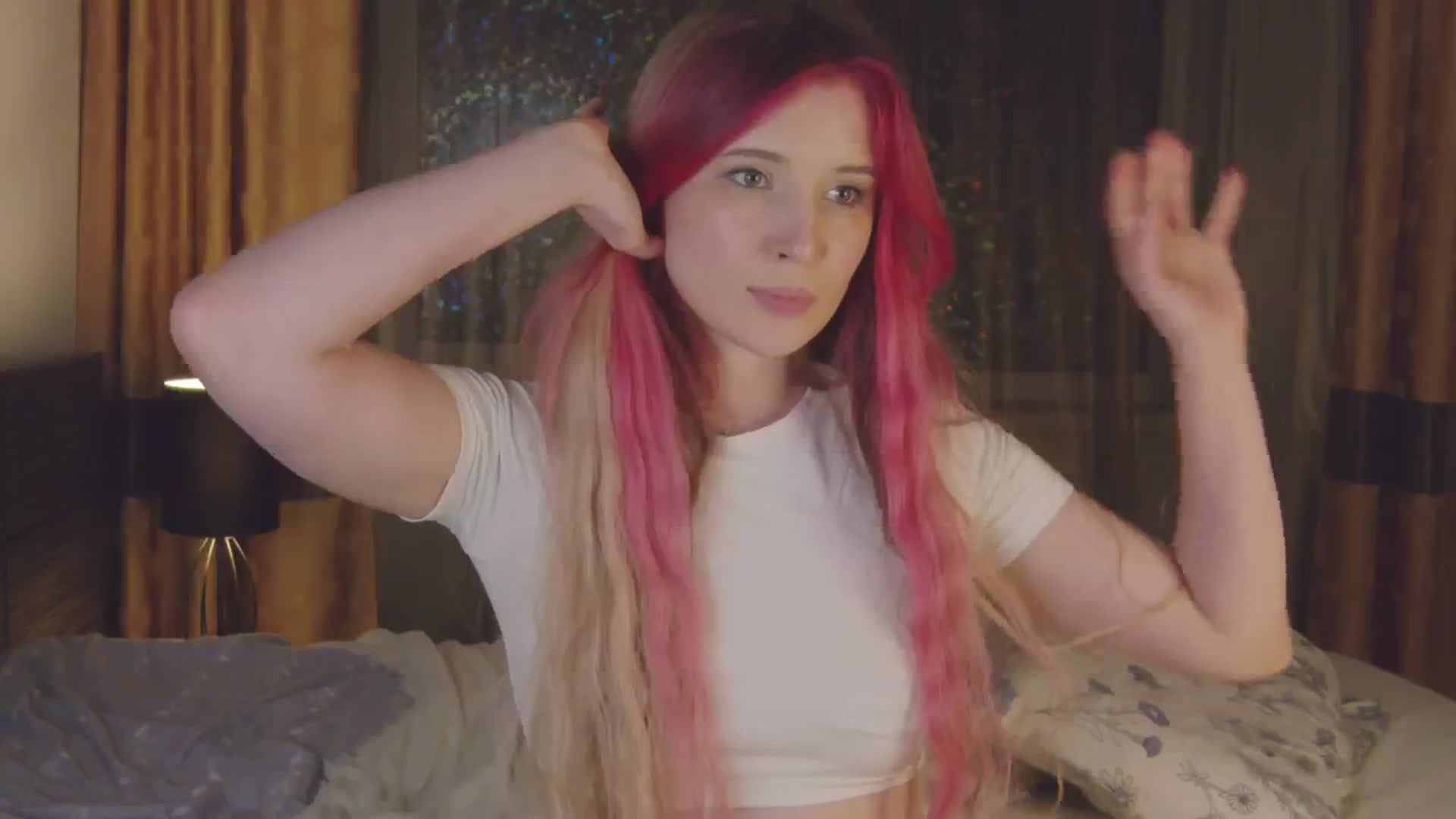 Gallery image thumbnail from Divine_Rapier's myfreecams stream on, 09/19/2024, 18:19 image 17 of 20