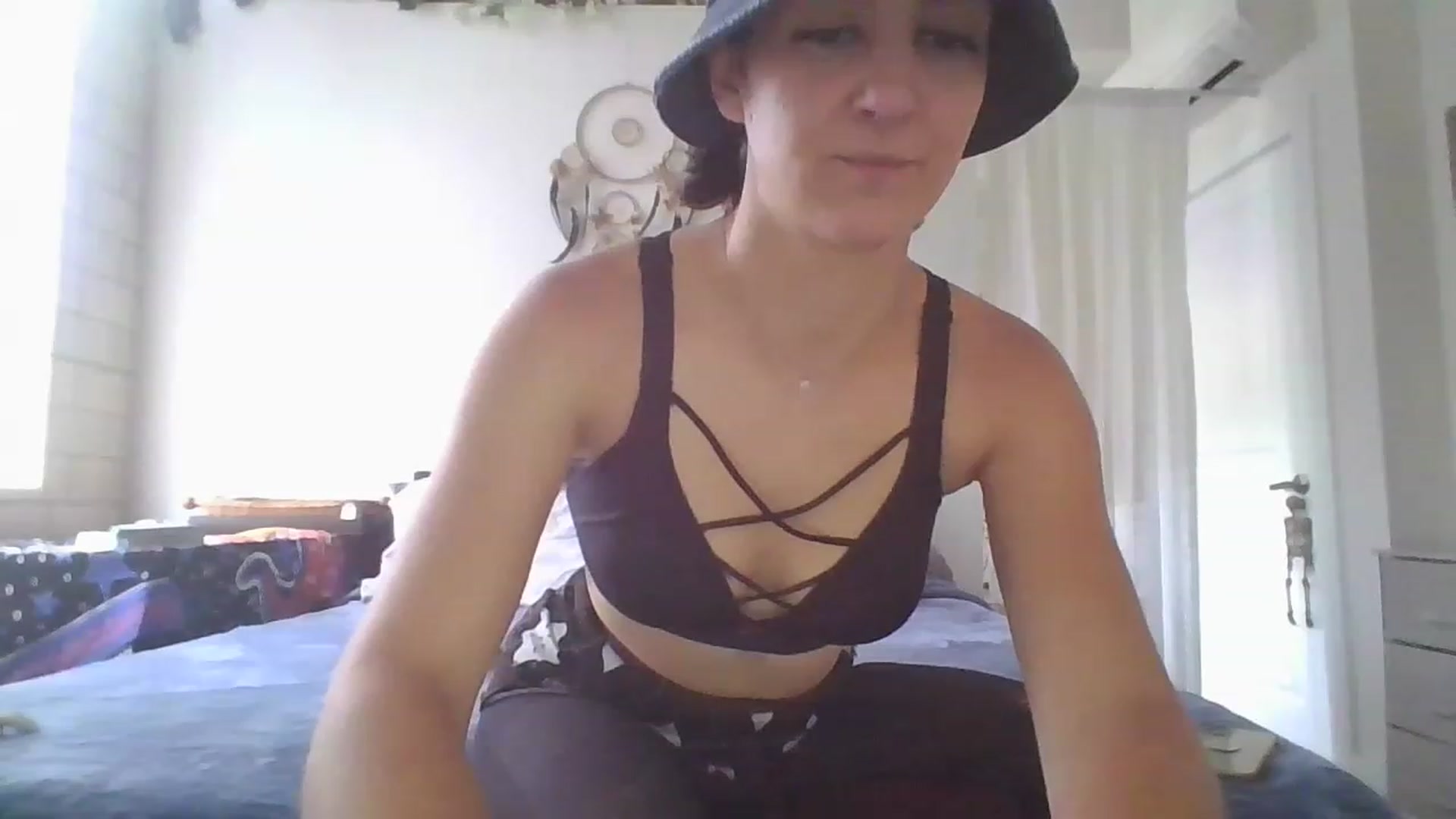 Gallery image thumbnail from DjDreamKitten's myfreecams stream on, 04/19/2023, 14:45 image 18 of 20