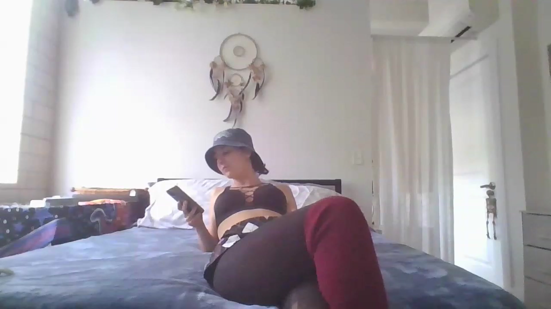 Gallery image thumbnail from DjDreamKitten's myfreecams stream on, 04/19/2023, 14:45 image 8 of 20