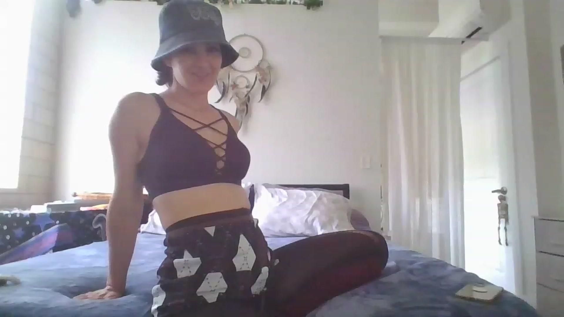 Gallery image thumbnail from DjDreamKitten's myfreecams stream on, 04/19/2023, 14:45 image 15 of 20