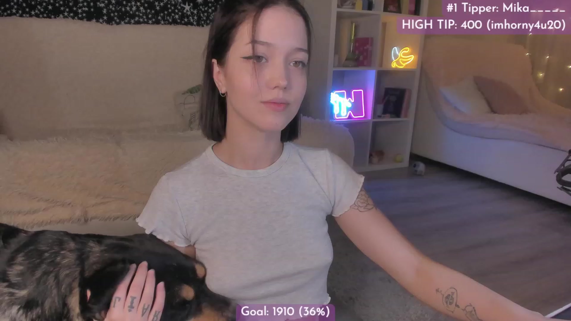 Gallery image thumbnail from Dj_Lilu's myfreecams stream on, 11/25/2022, 15:03 image 13 of 20